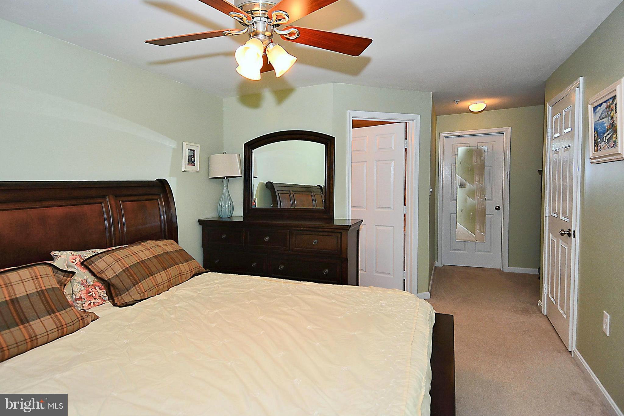 SUTTON RIDGE - Residential