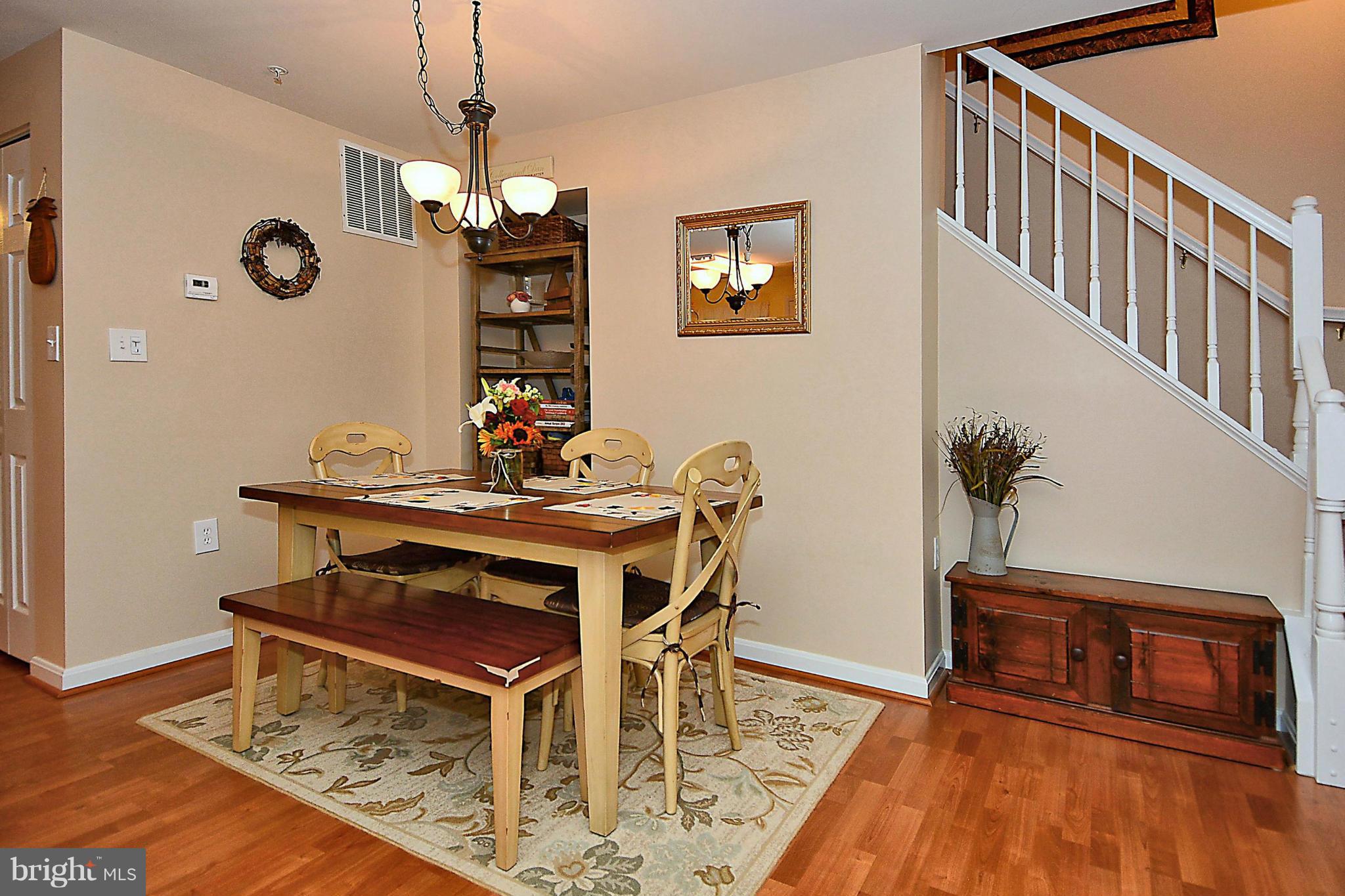 SUTTON RIDGE - Residential