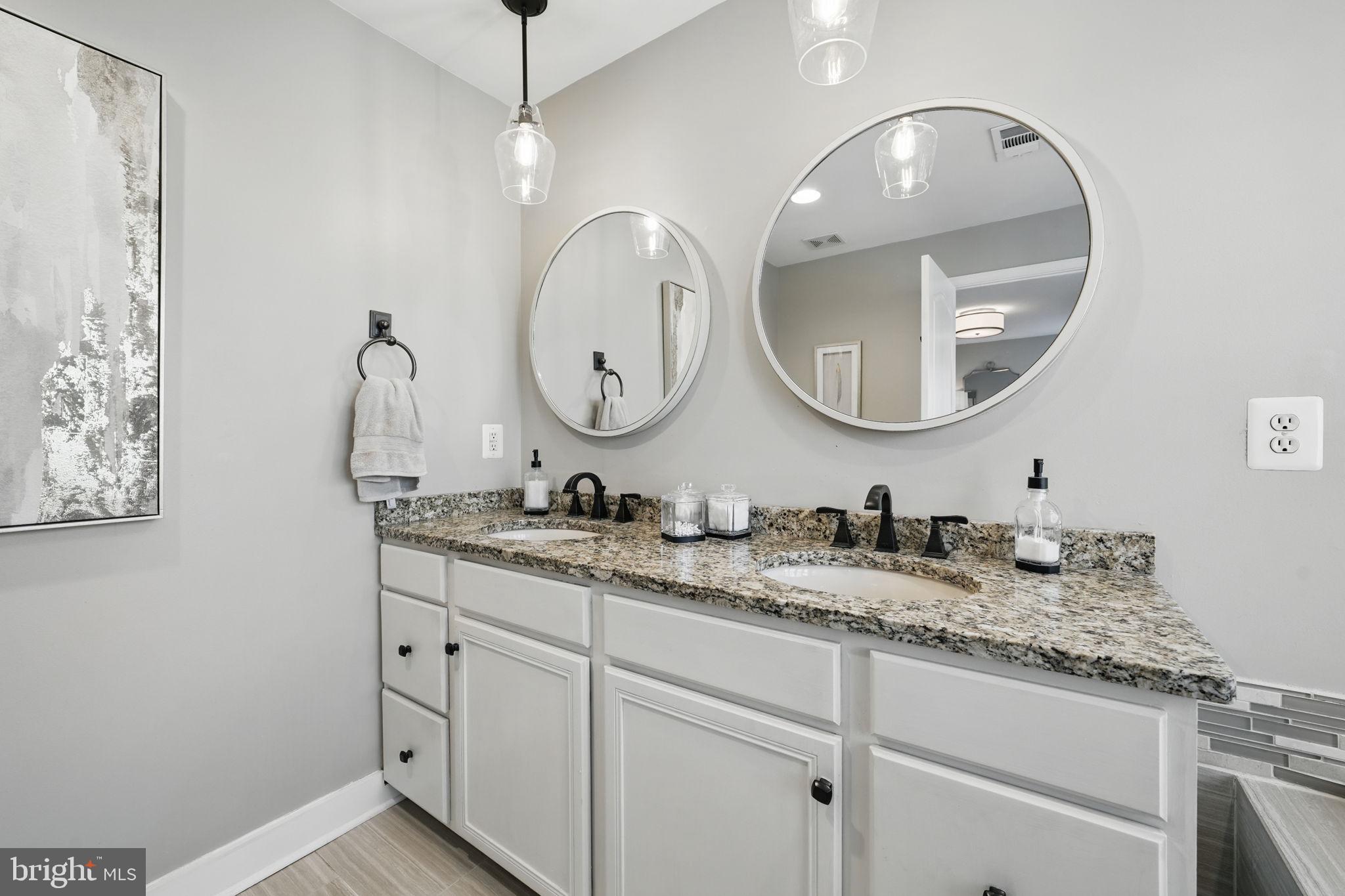 BELMONT COUNTRY CLUB - Residential