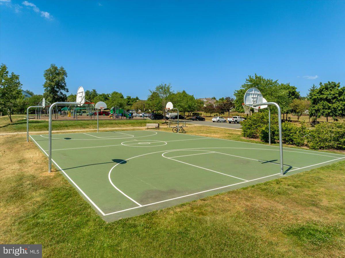 BELMONT COUNTRY CLUB - Residential