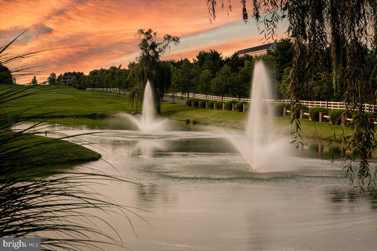 BELMONT COUNTRY CLUB - Residential