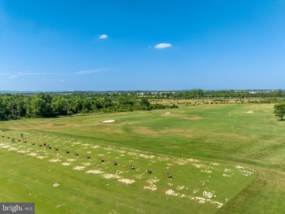 BELMONT COUNTRY CLUB - Residential