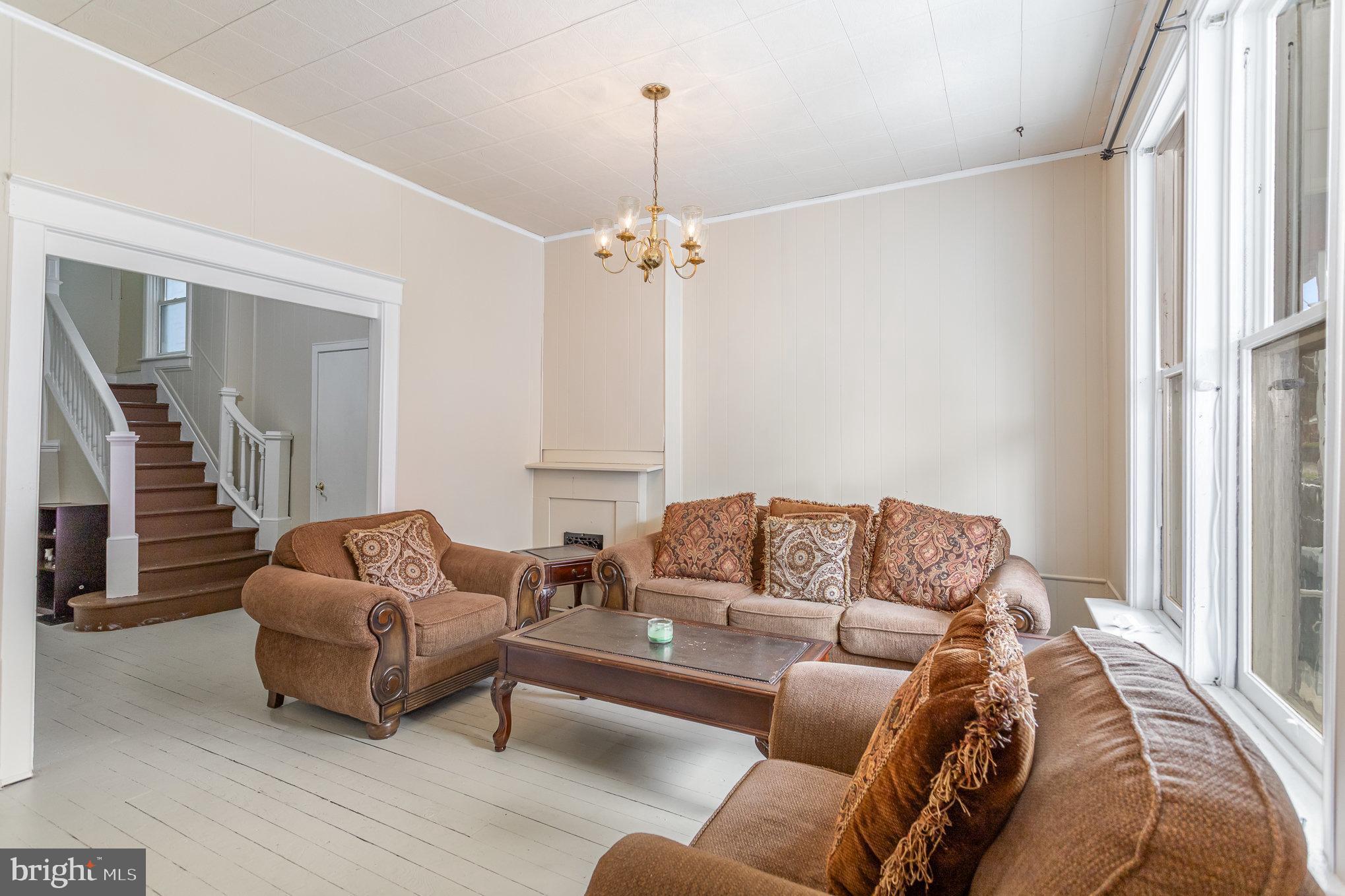 LEBANON CITY - Residential