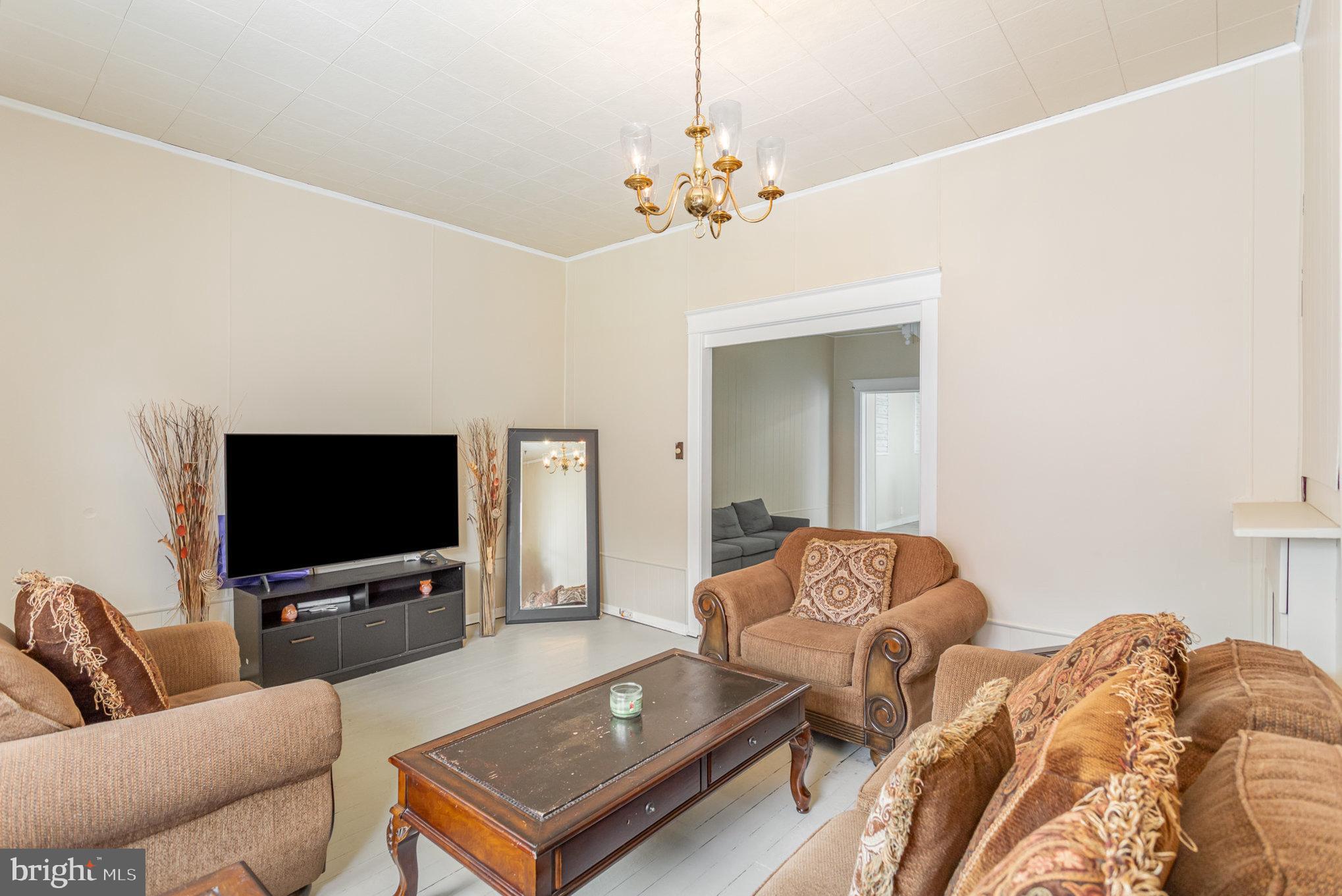 LEBANON CITY - Residential