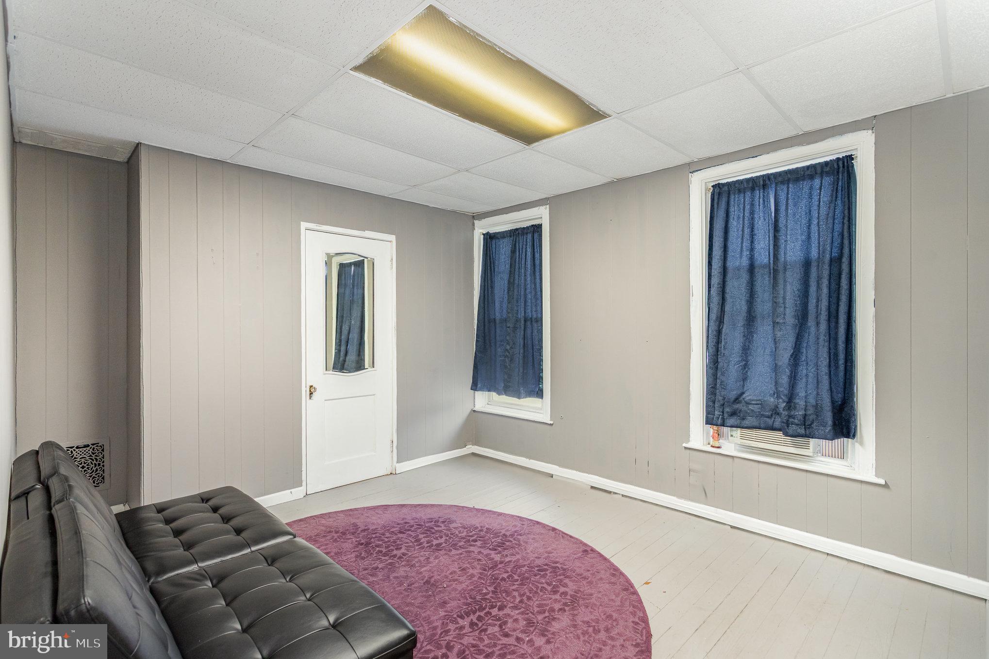 LEBANON CITY - Residential