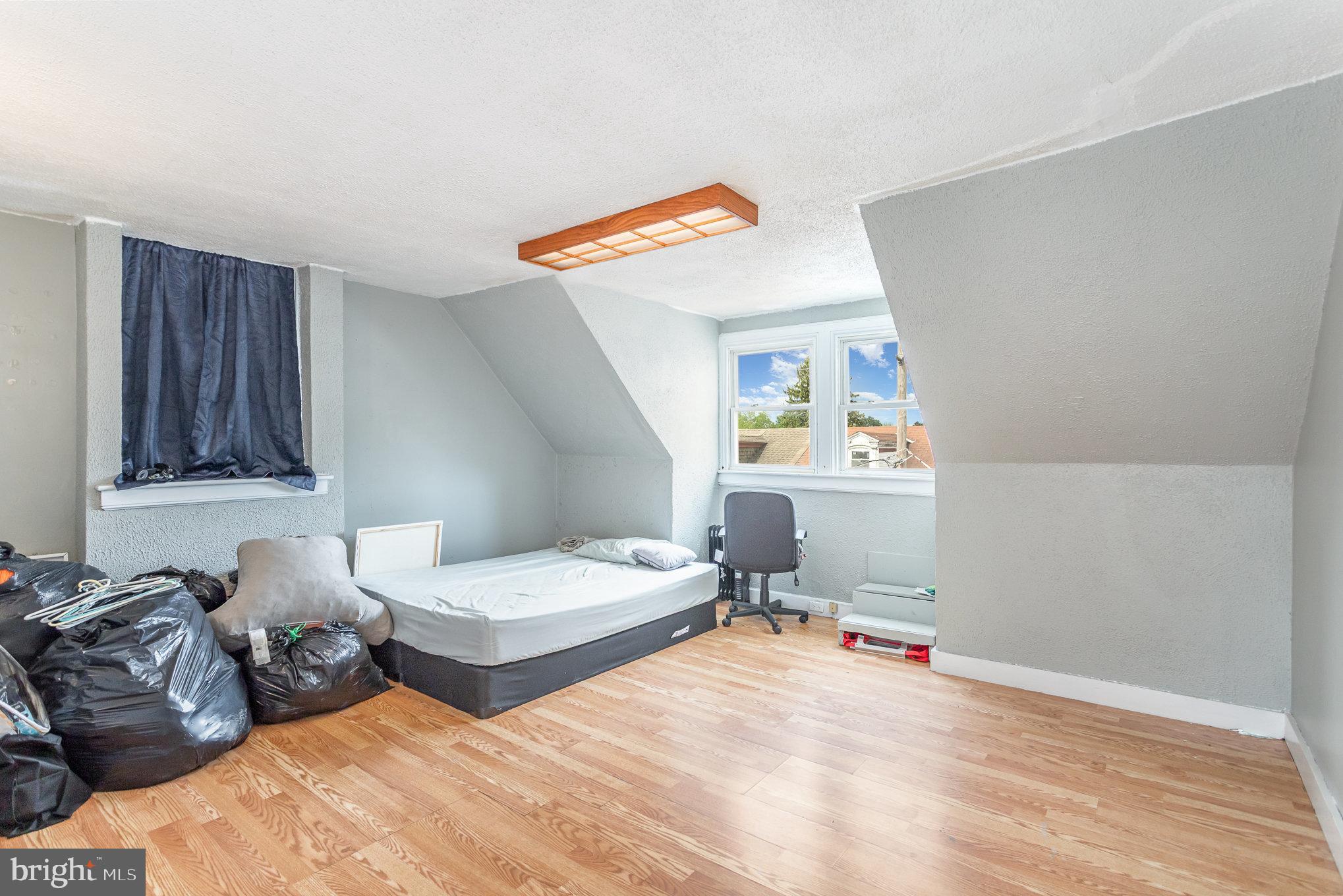 LEBANON CITY - Residential