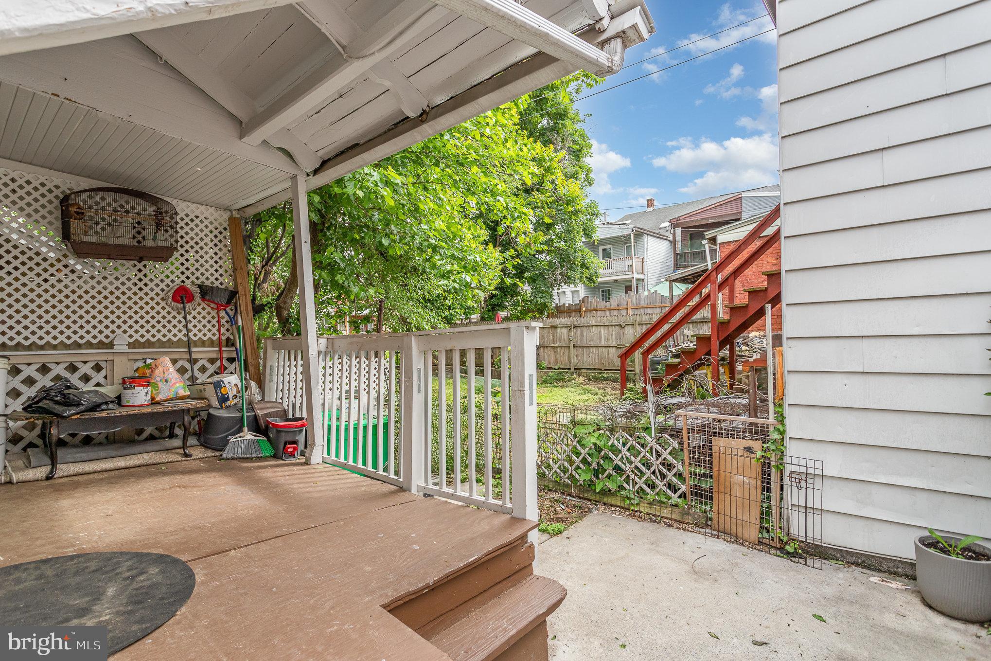 LEBANON CITY - Residential