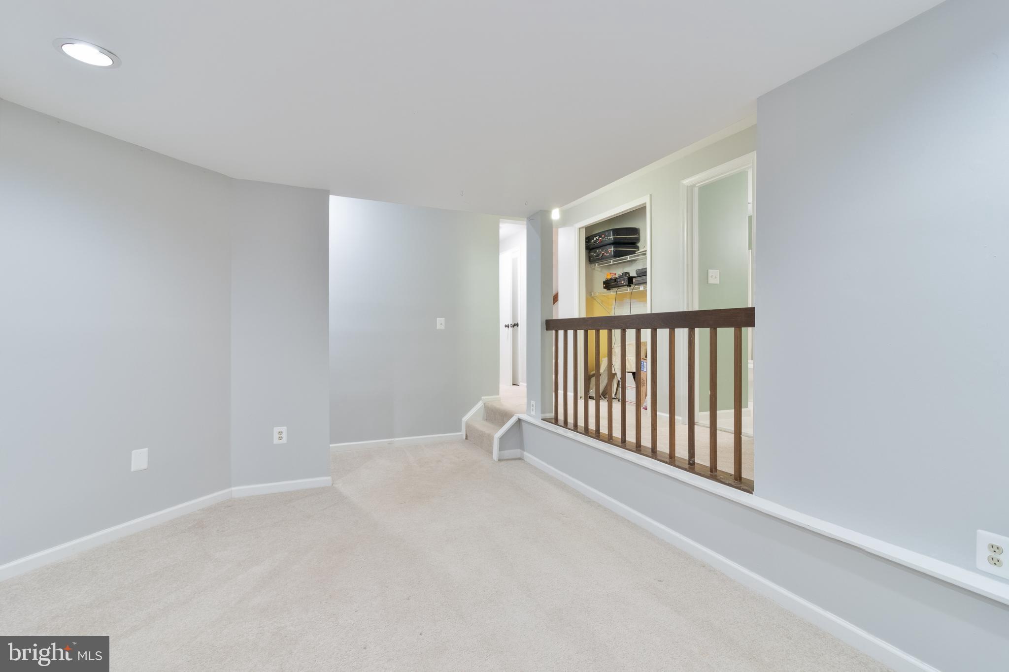 POTOMAC FAIRWAYS - Residential