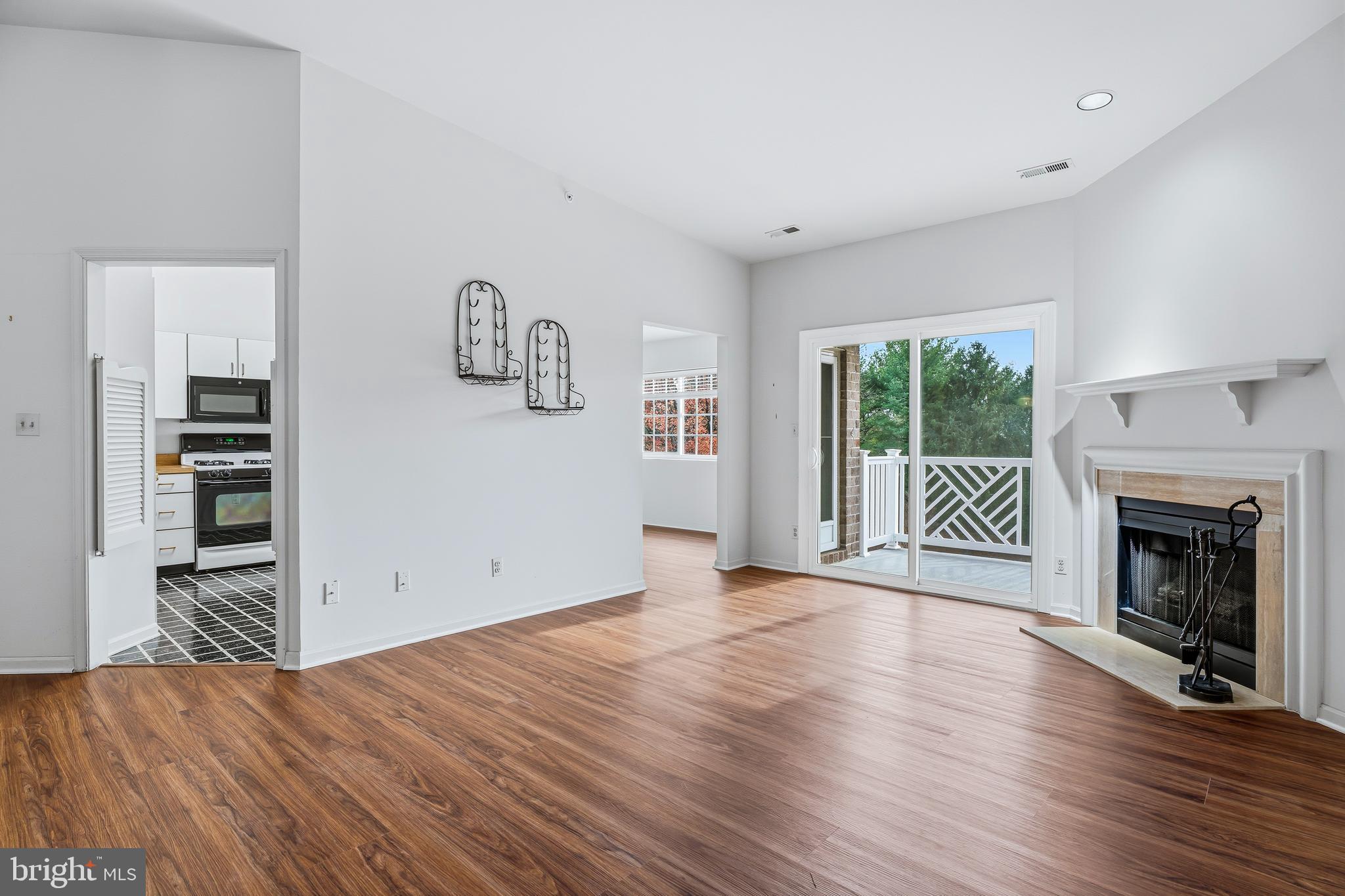 WEXFORD GARDEN CONDOMINIUMS - Residential