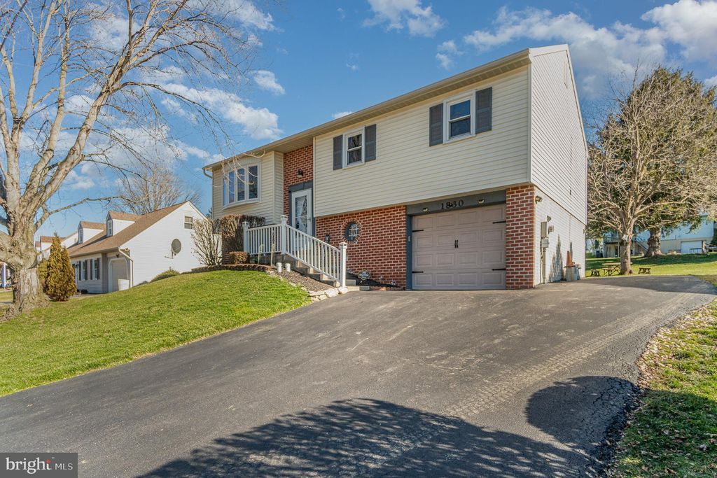 Photo of 1830 Wilderness Road, Lancaster, PA 17603 (MLS # PALA2046328)