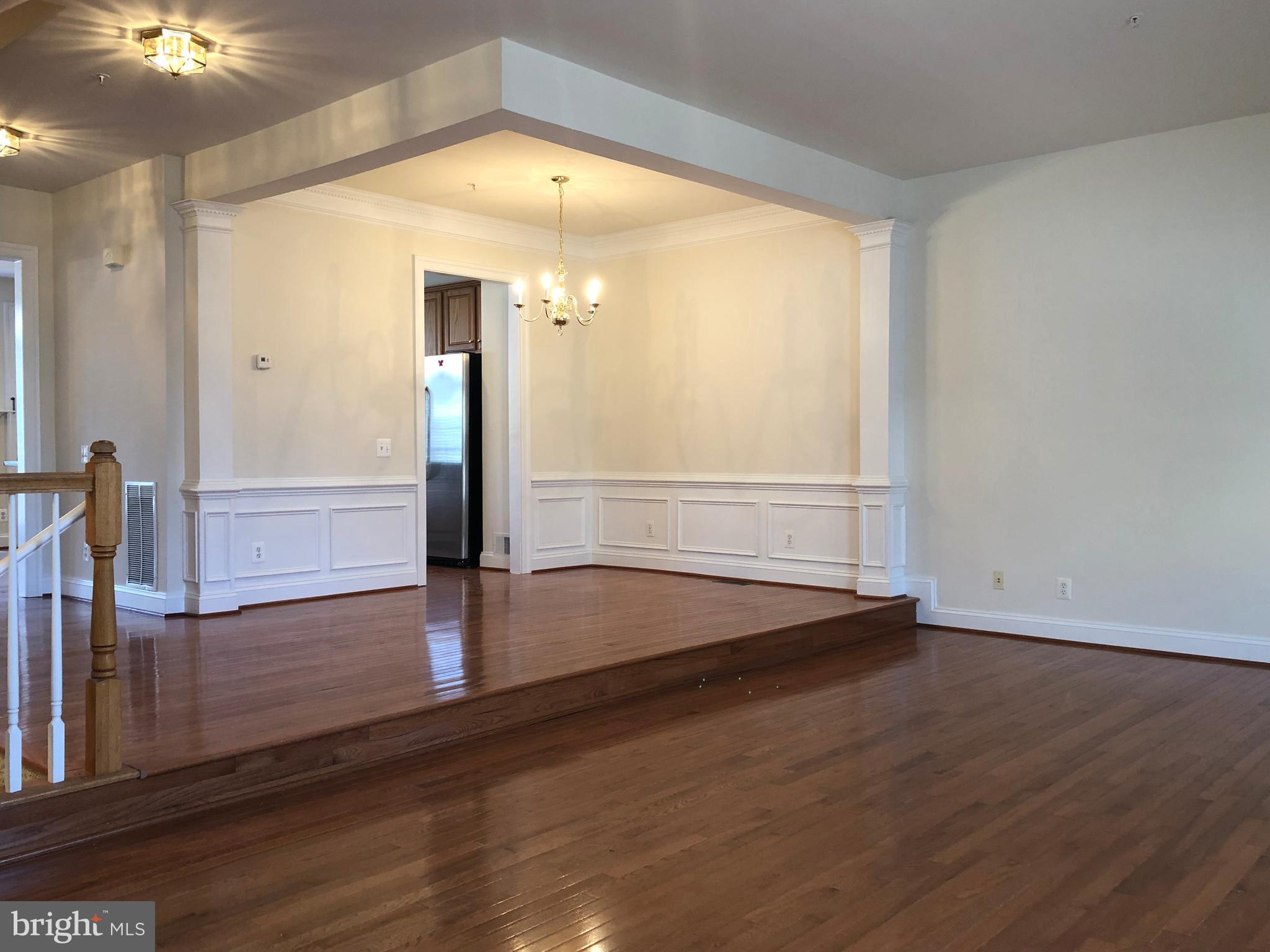 COUNTRY CREEK - Residential Lease