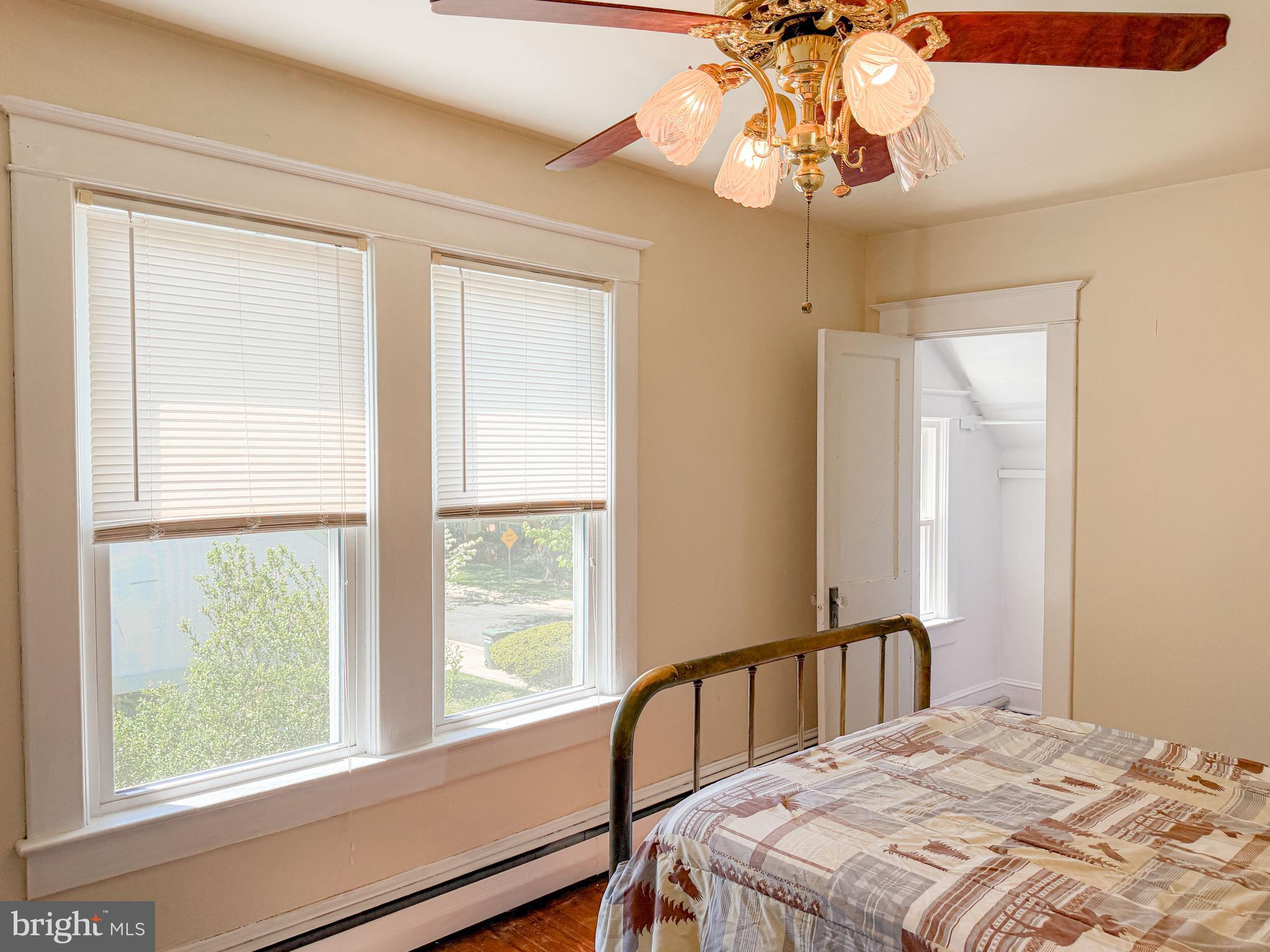 REALTY PARK - Residential