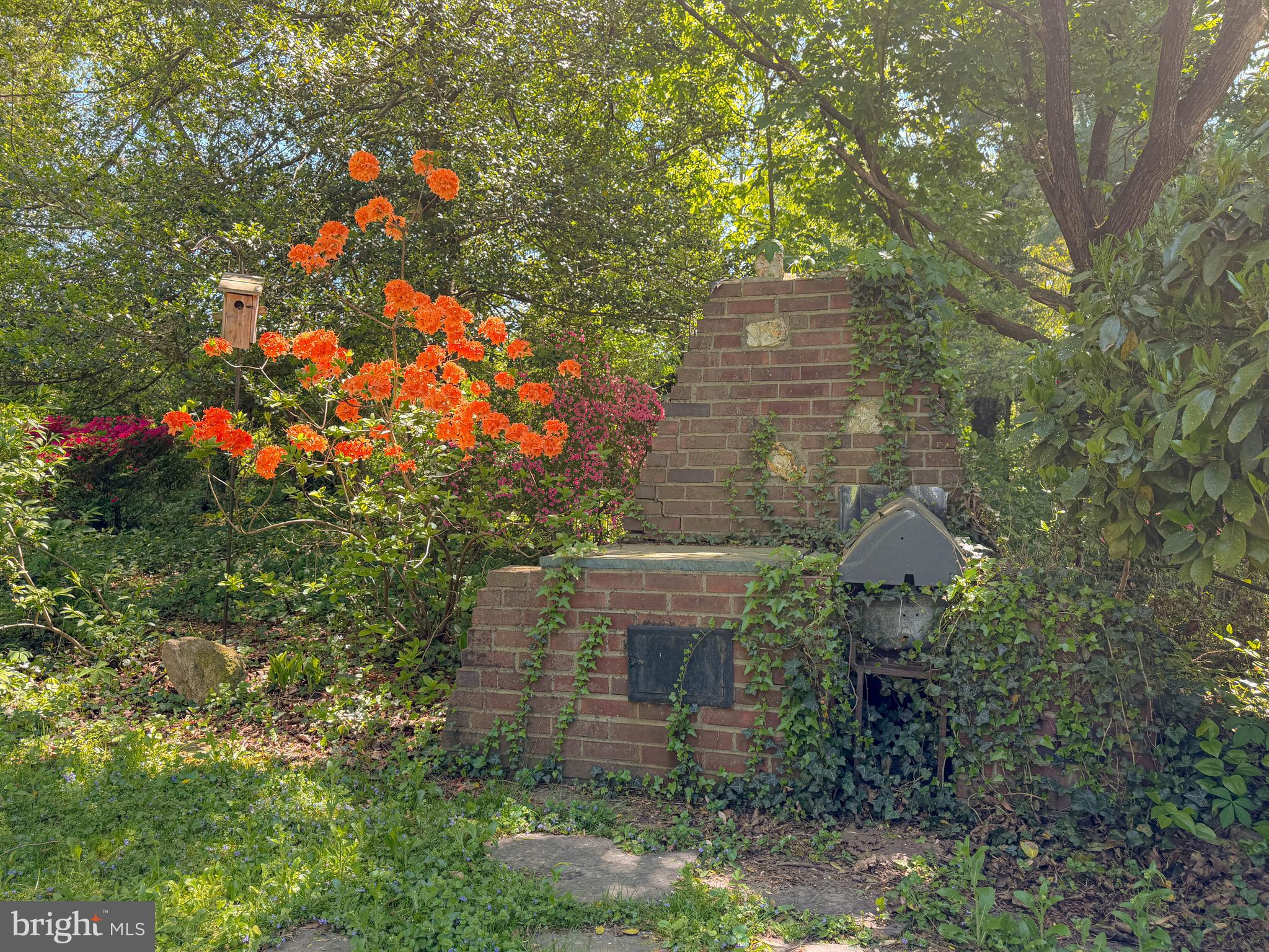 REALTY PARK - Residential