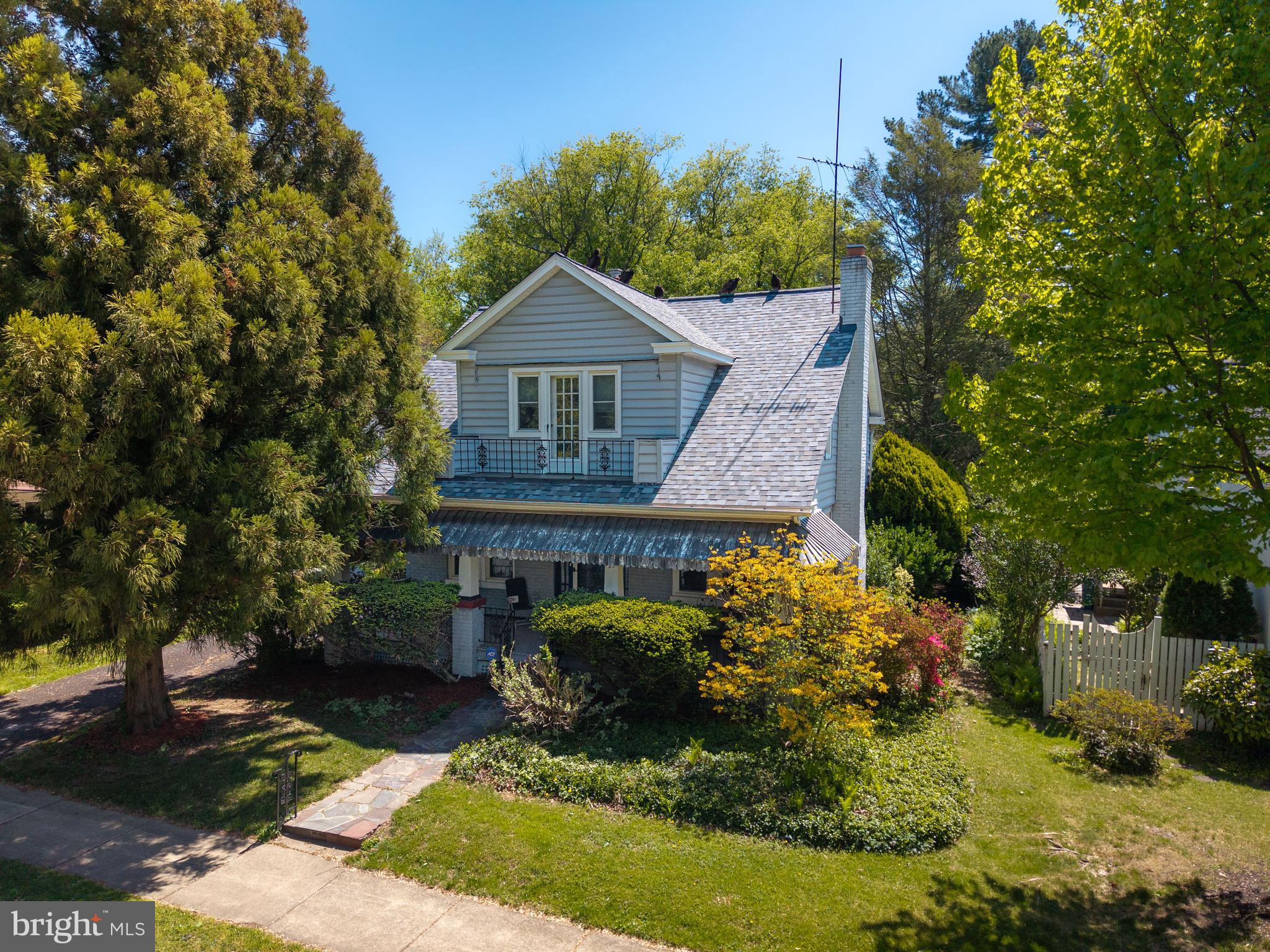 REALTY PARK - Residential