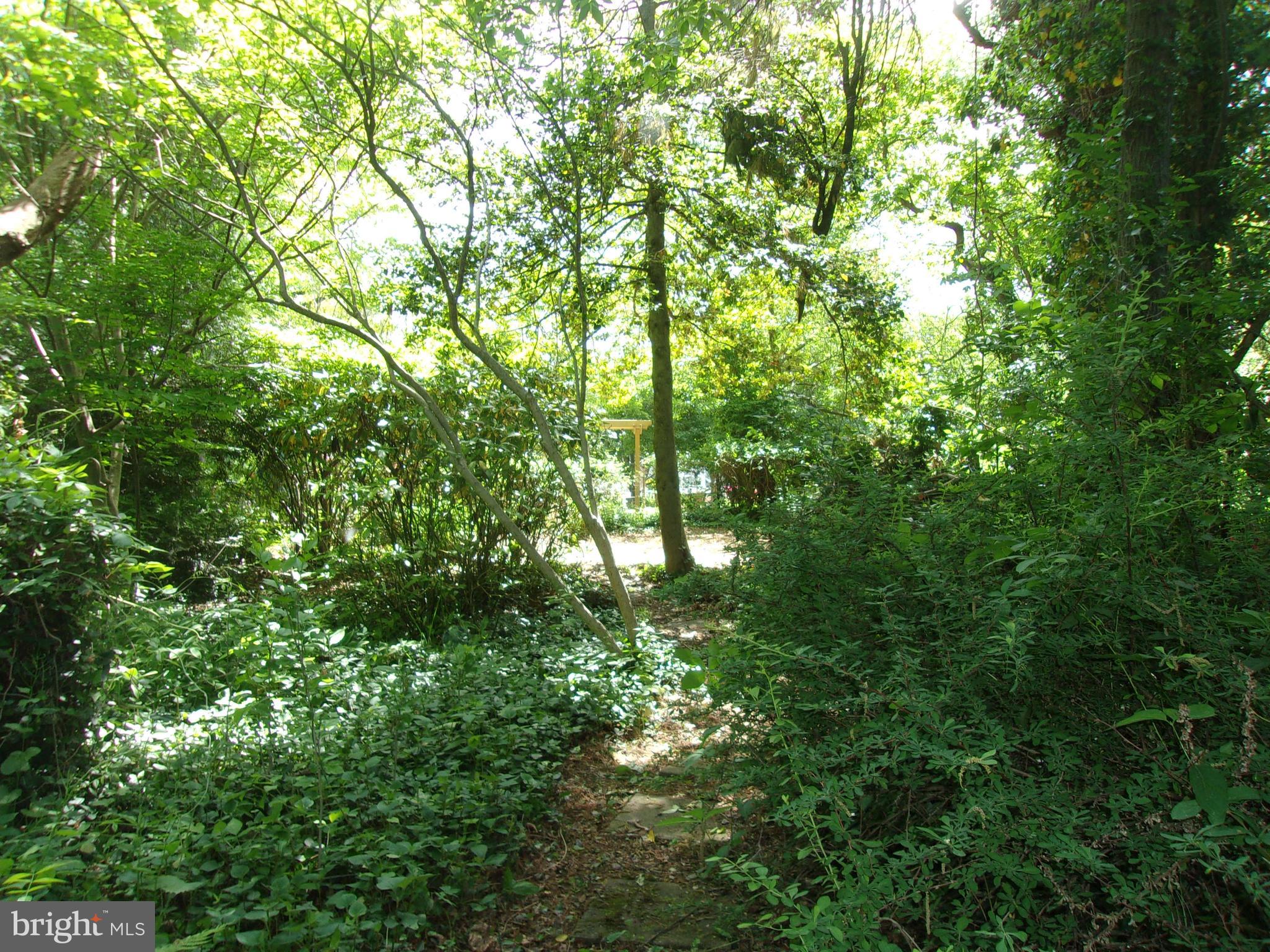 REALTY PARK - Residential