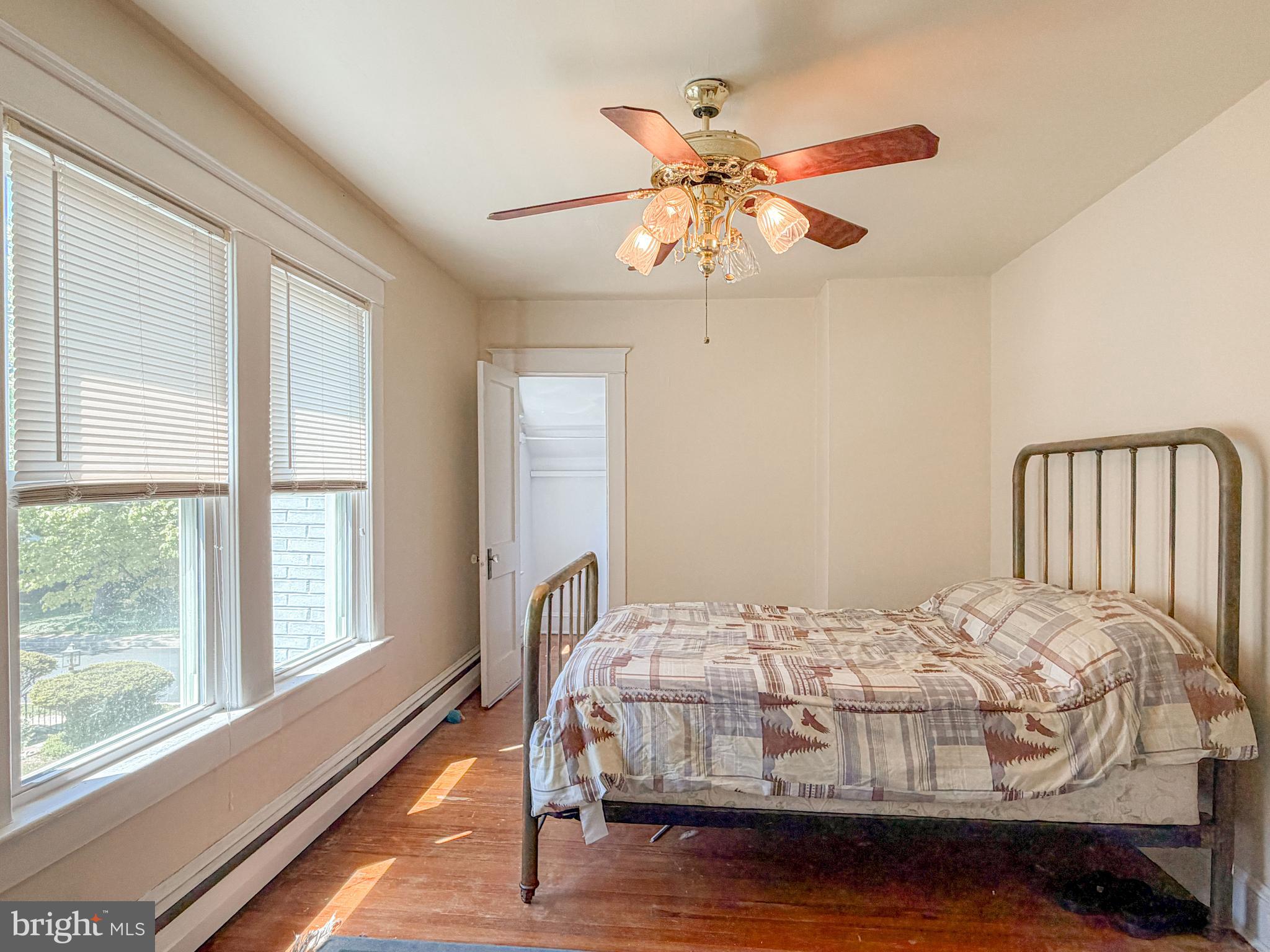 REALTY PARK - Residential