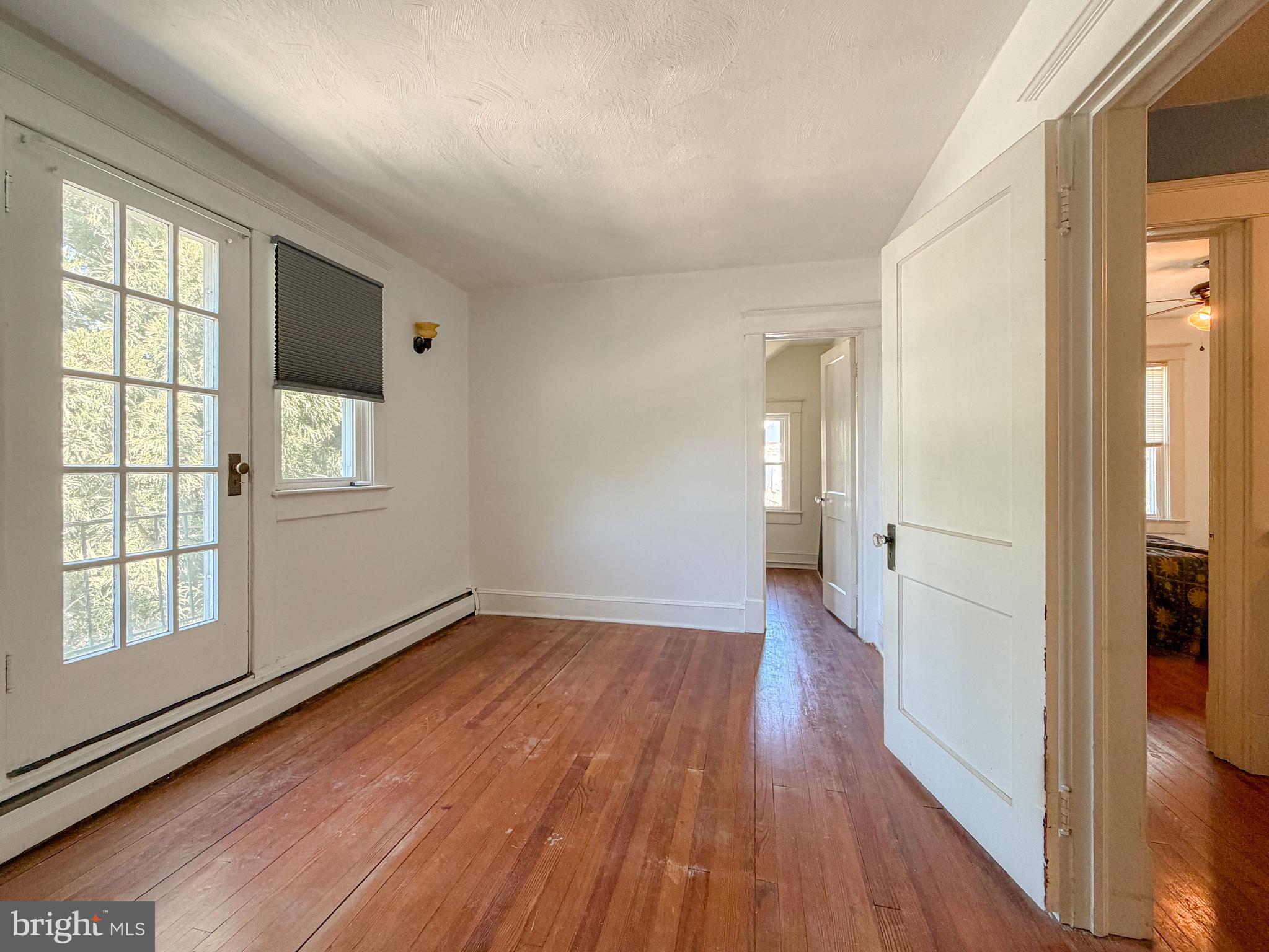 REALTY PARK - Residential