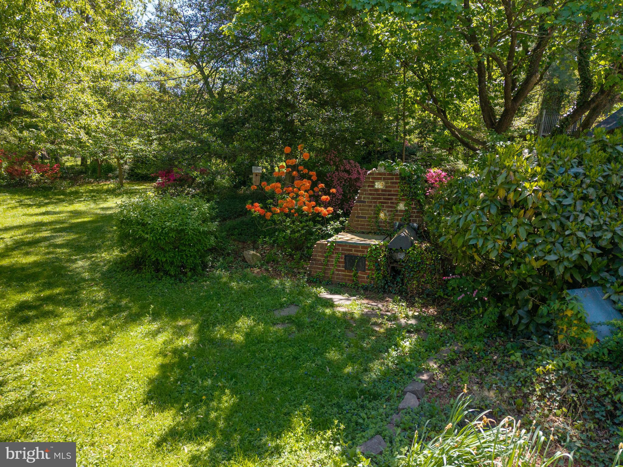 REALTY PARK - Residential