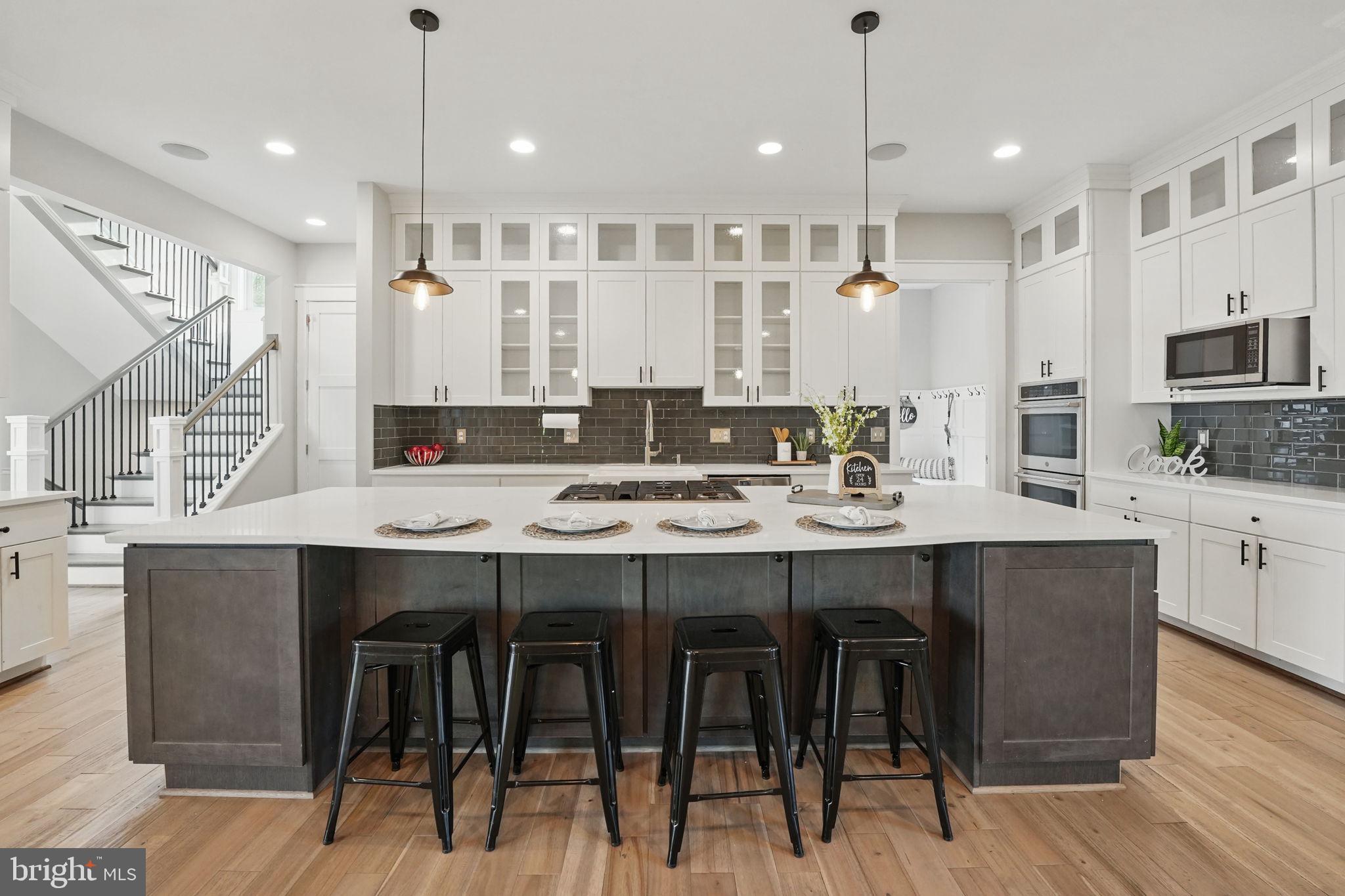 WOLF RUN SHOALS - Residential