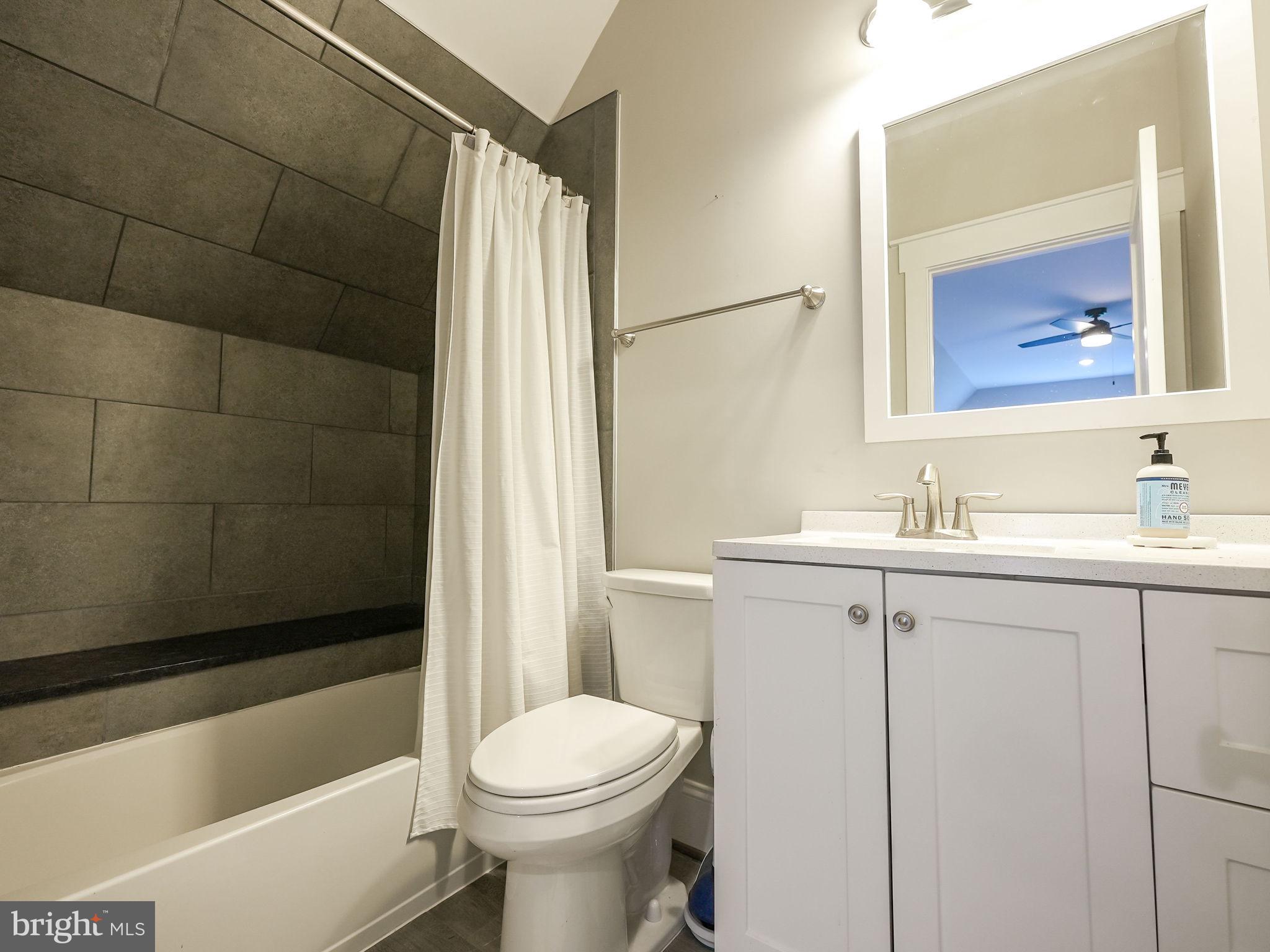 WOLF RUN SHOALS - Residential