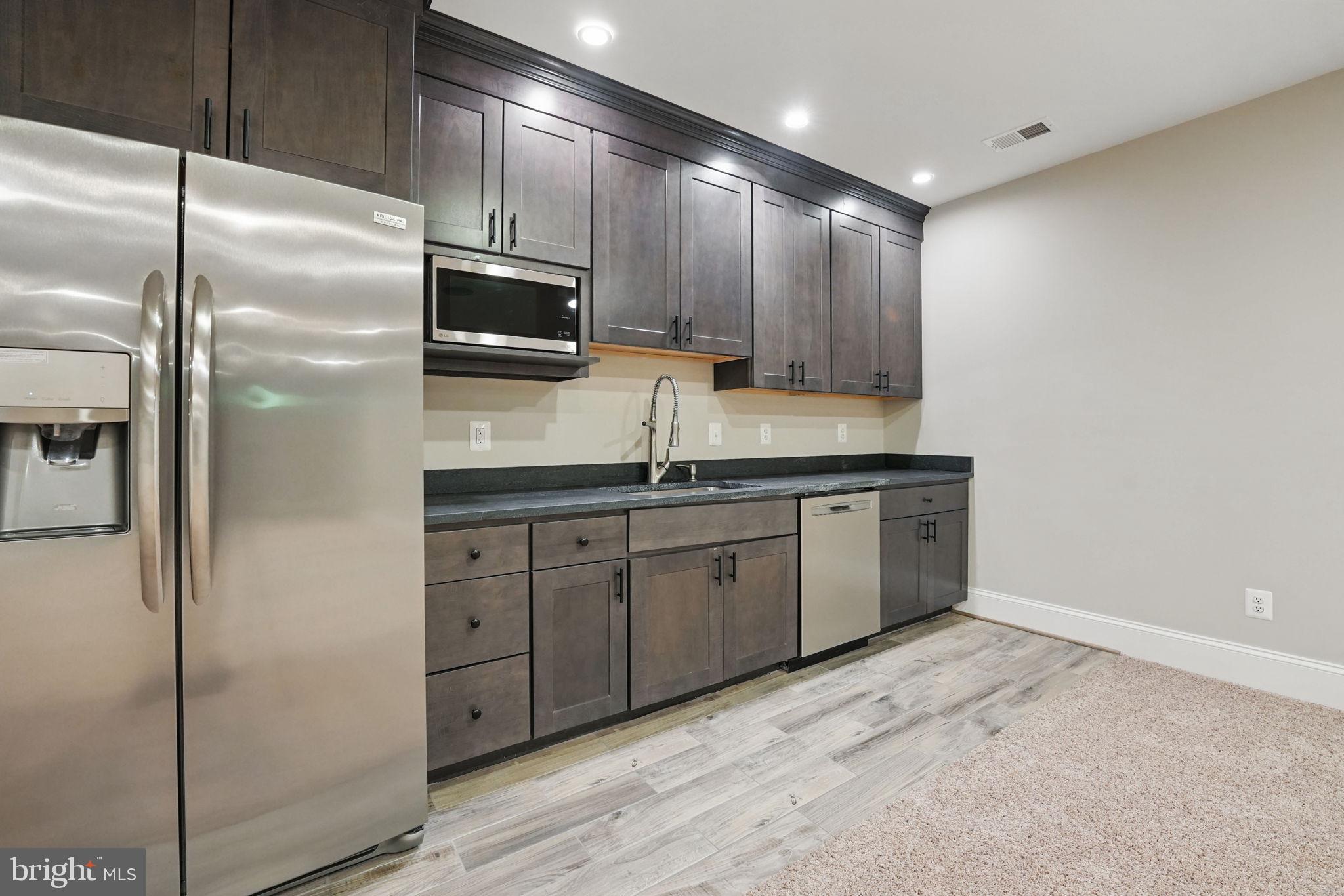 WOLF RUN SHOALS - Residential