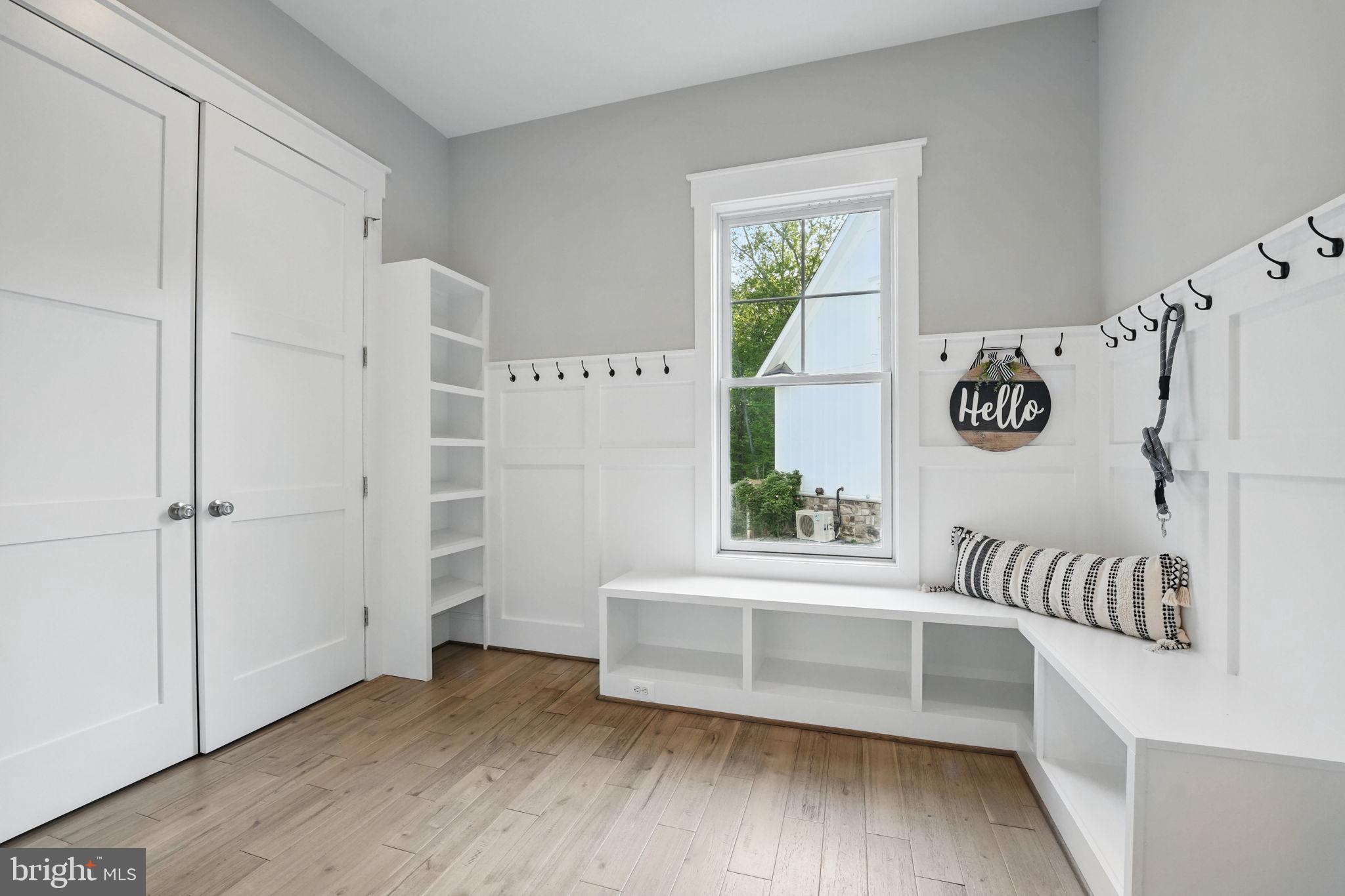 WOLF RUN SHOALS - Residential