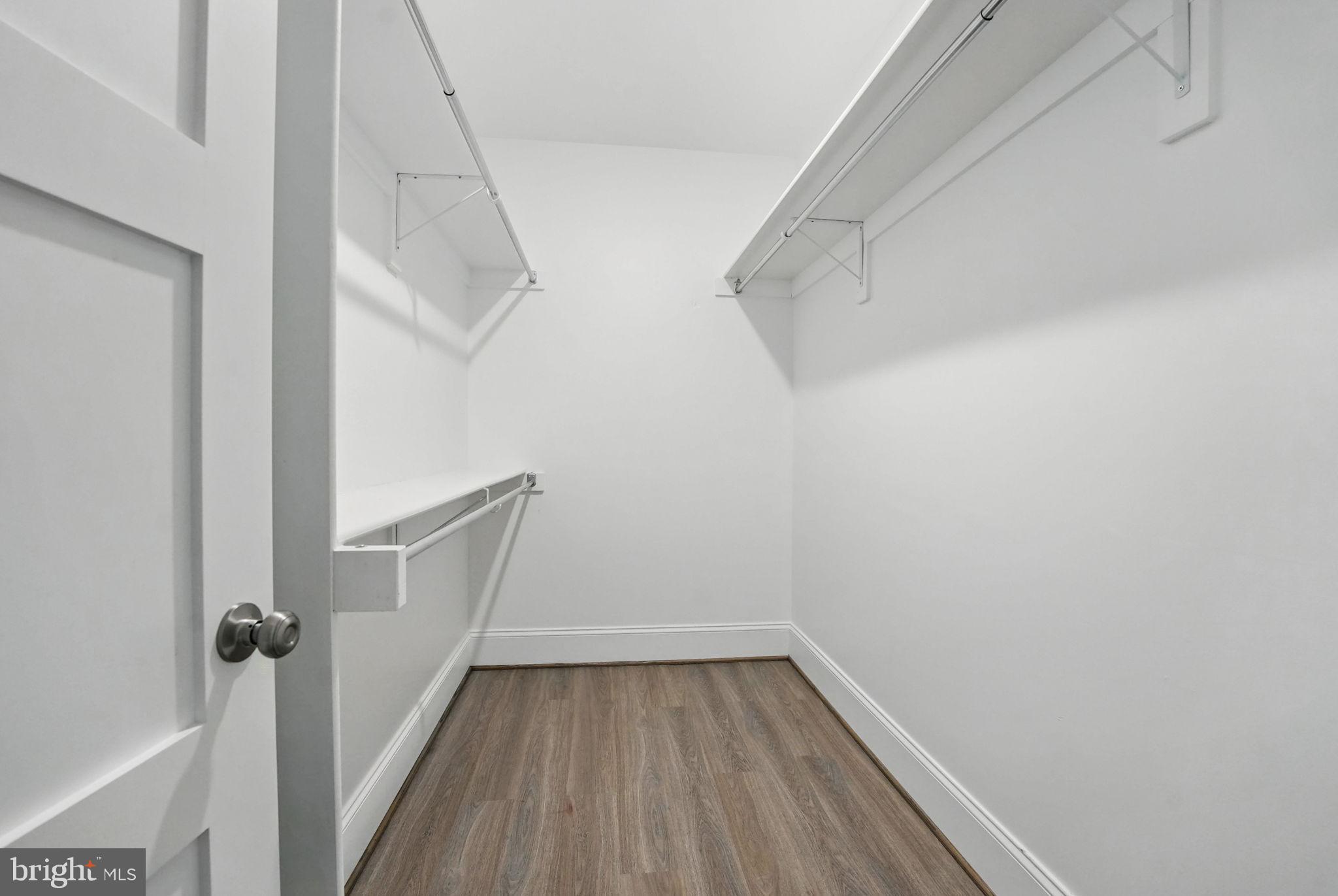 WOLF RUN SHOALS - Residential