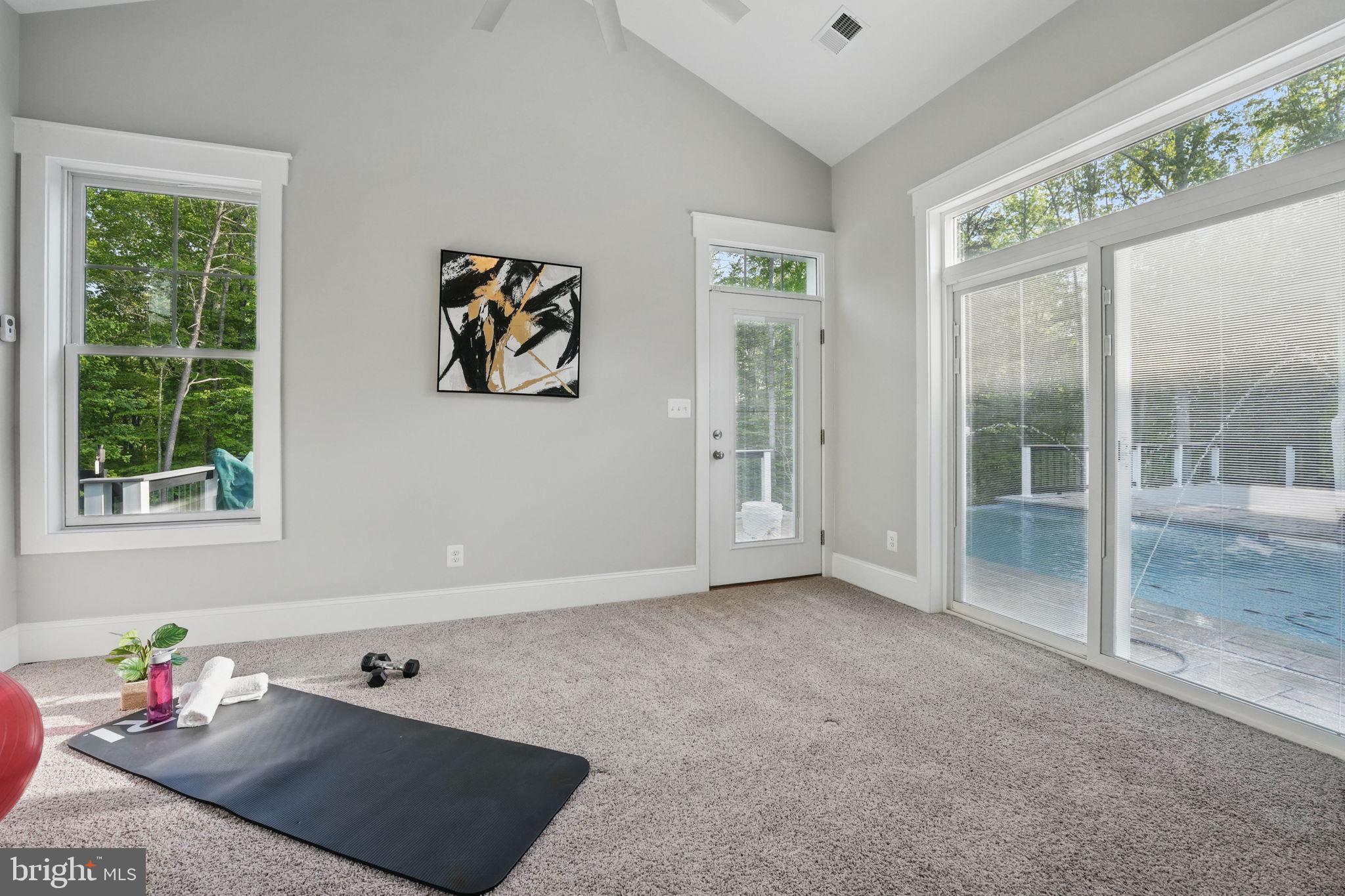 WOLF RUN SHOALS - Residential