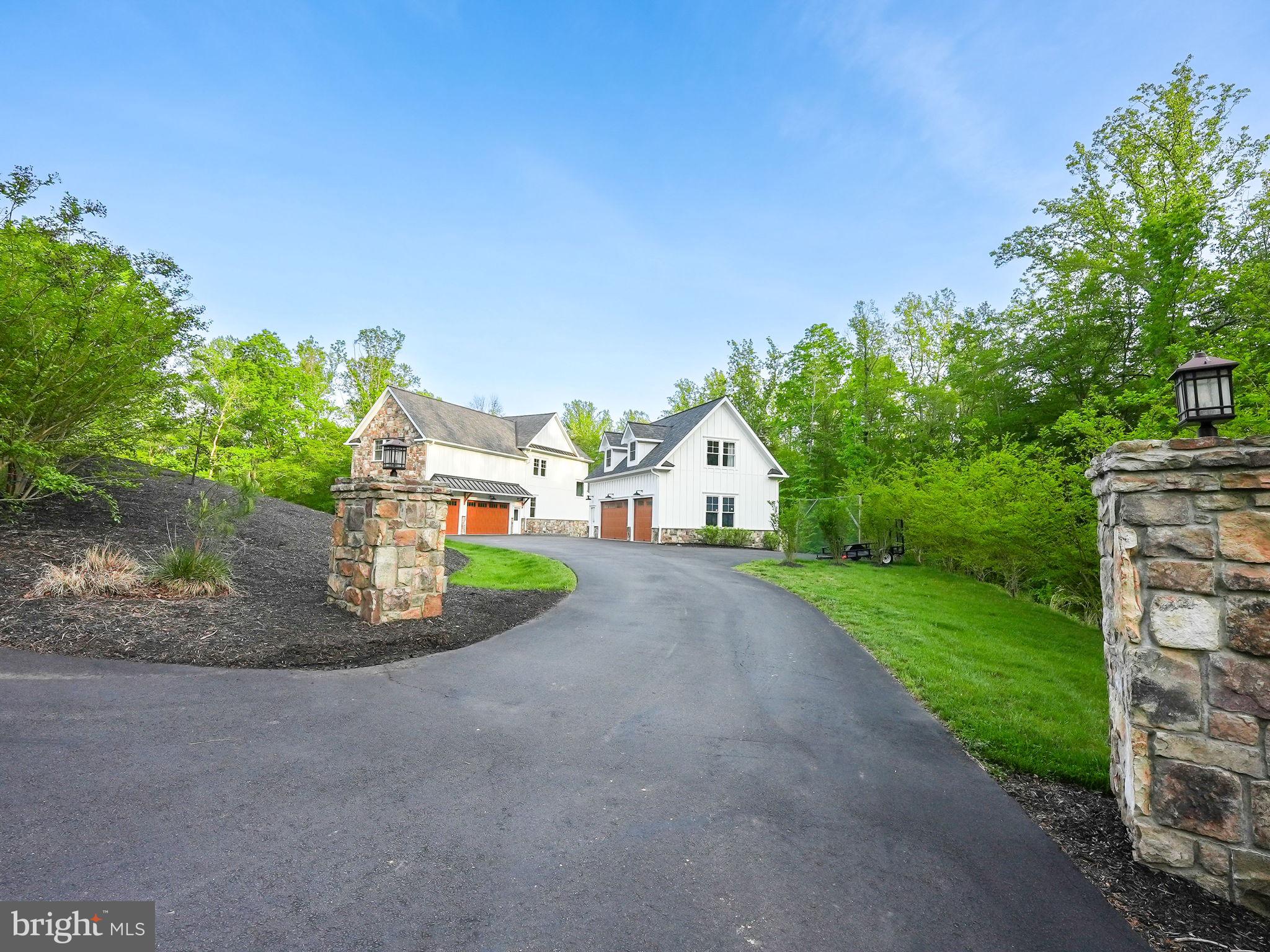 11607 LAWTER LANE