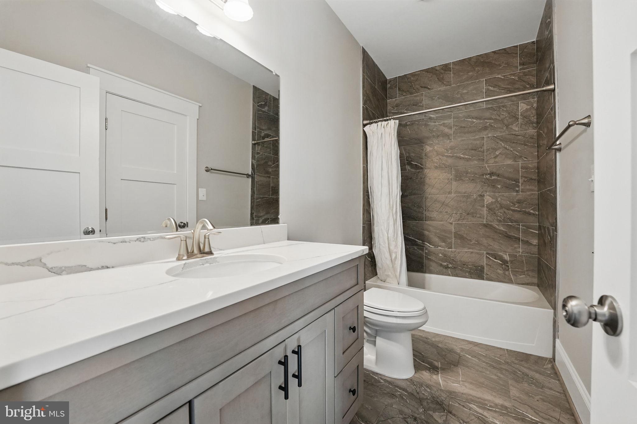 WOLF RUN SHOALS - Residential