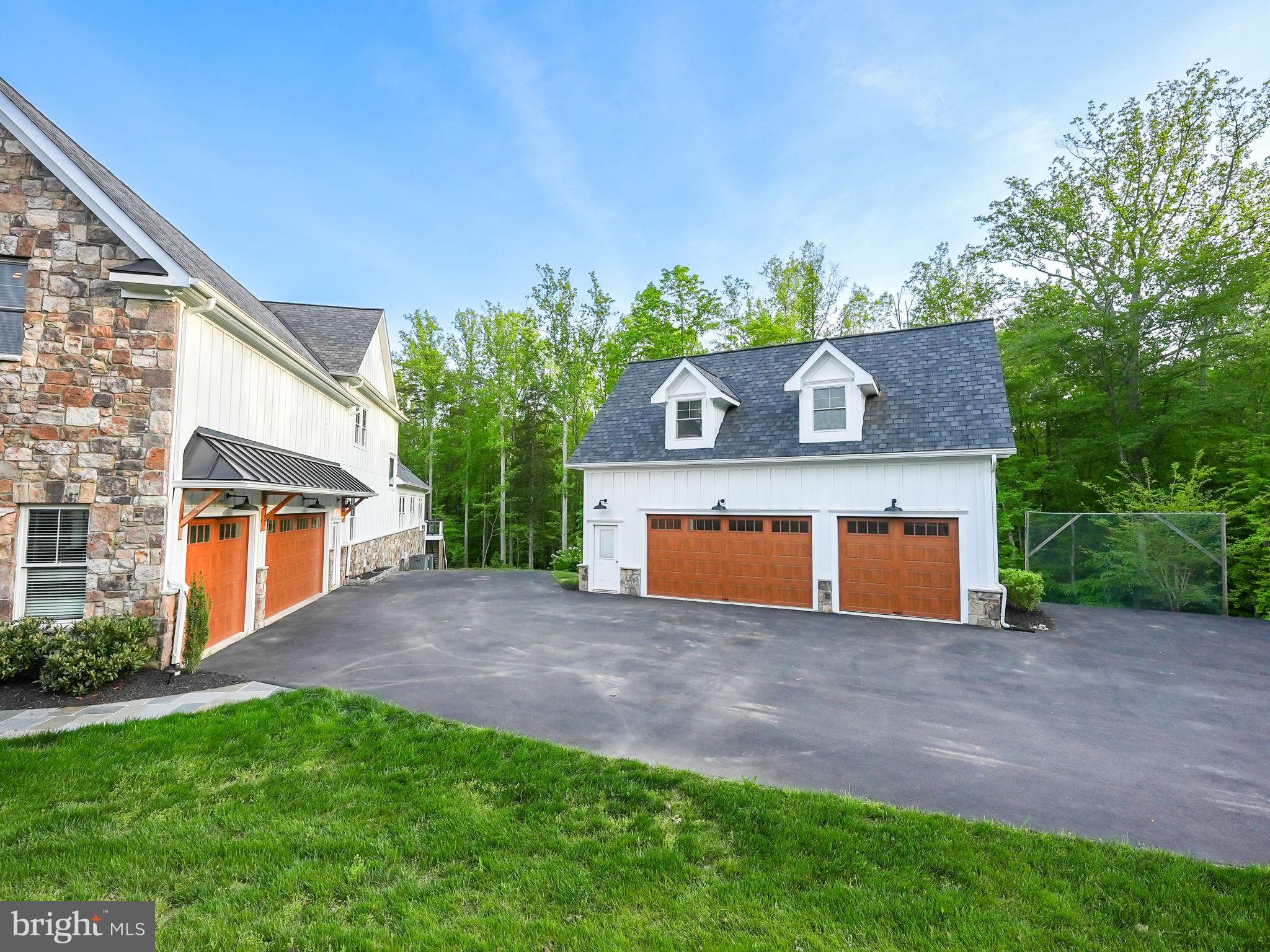 WOLF RUN SHOALS - Residential