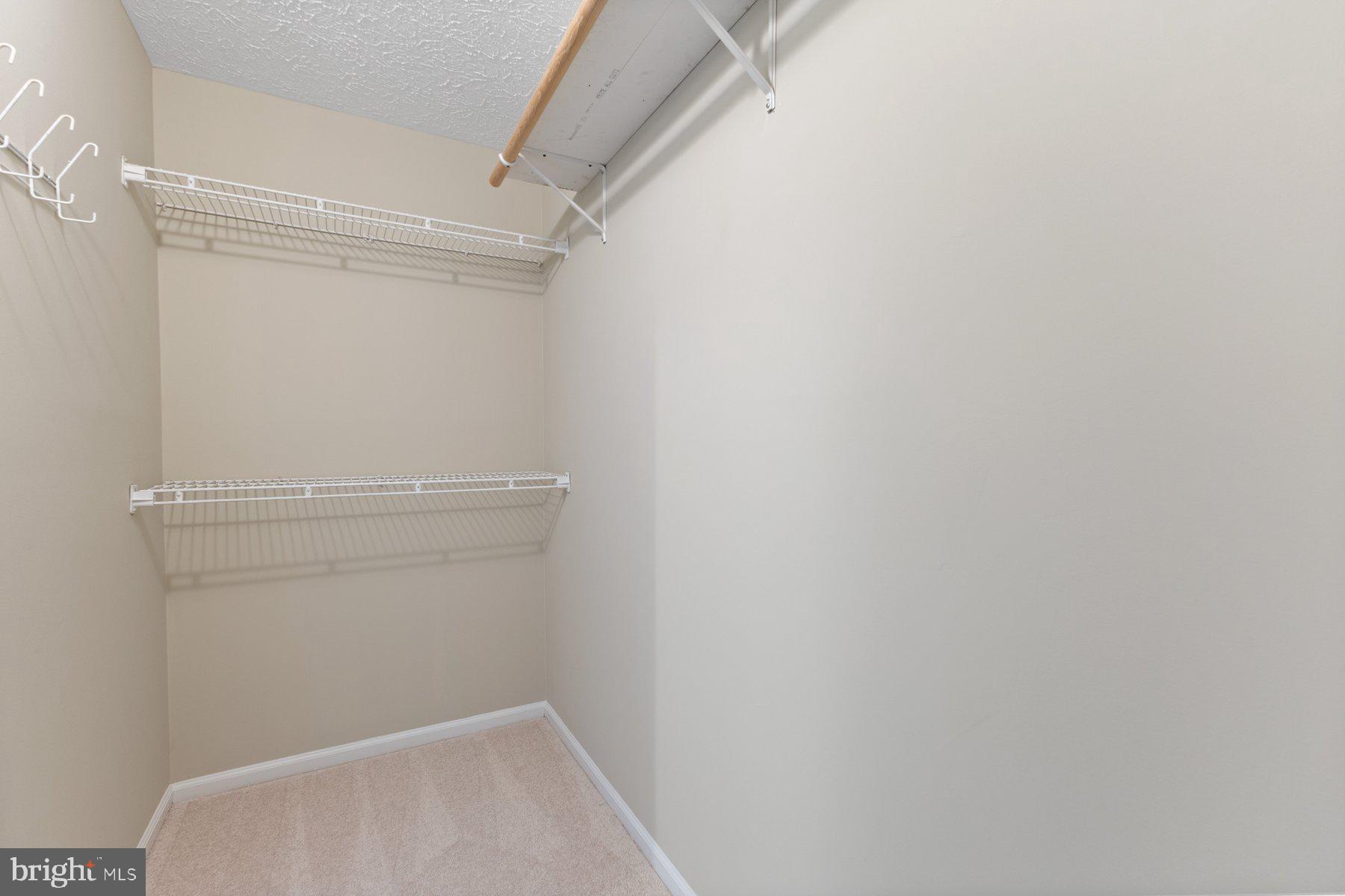 MIDDLE VALLEY - Residential