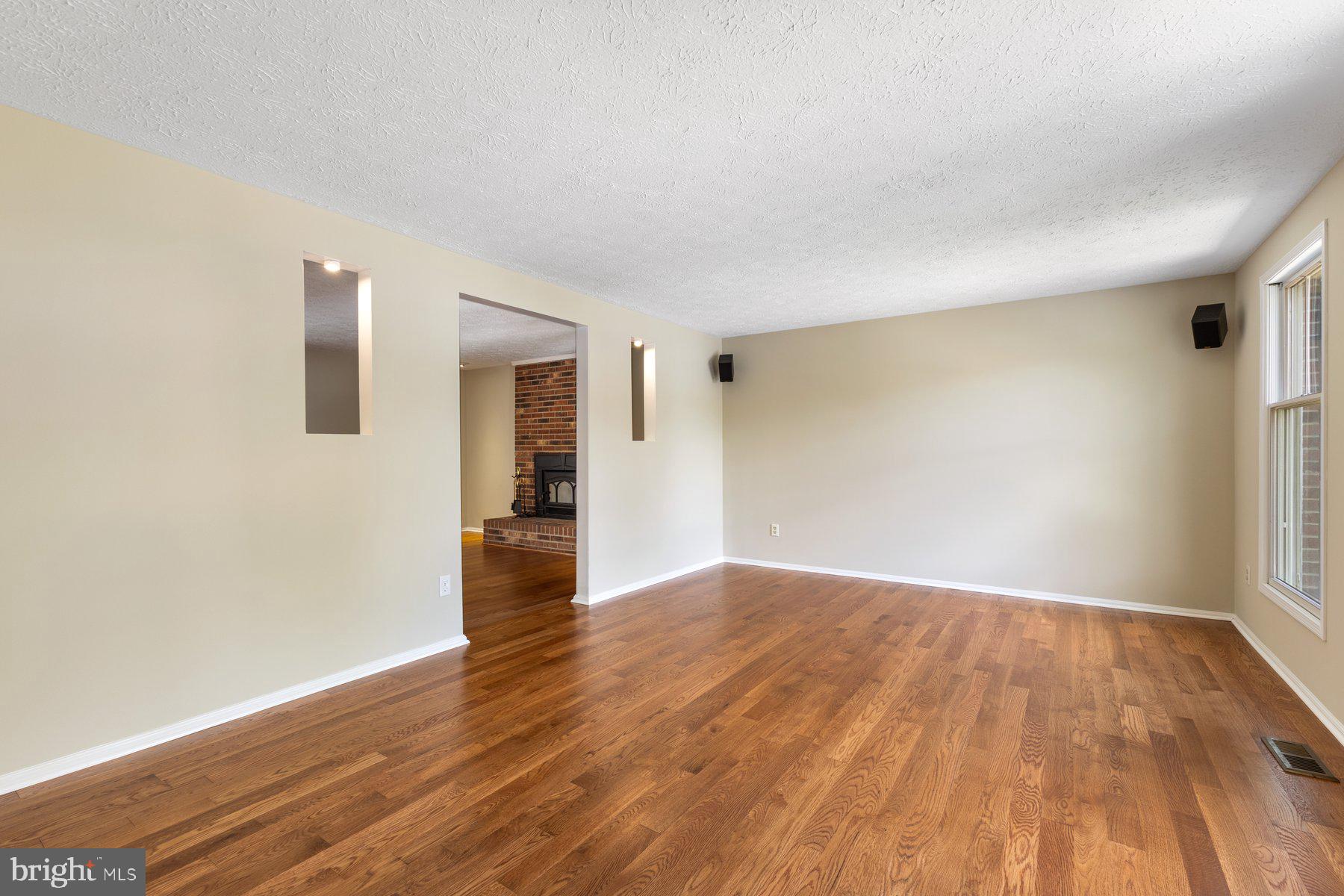 MIDDLE VALLEY - Residential