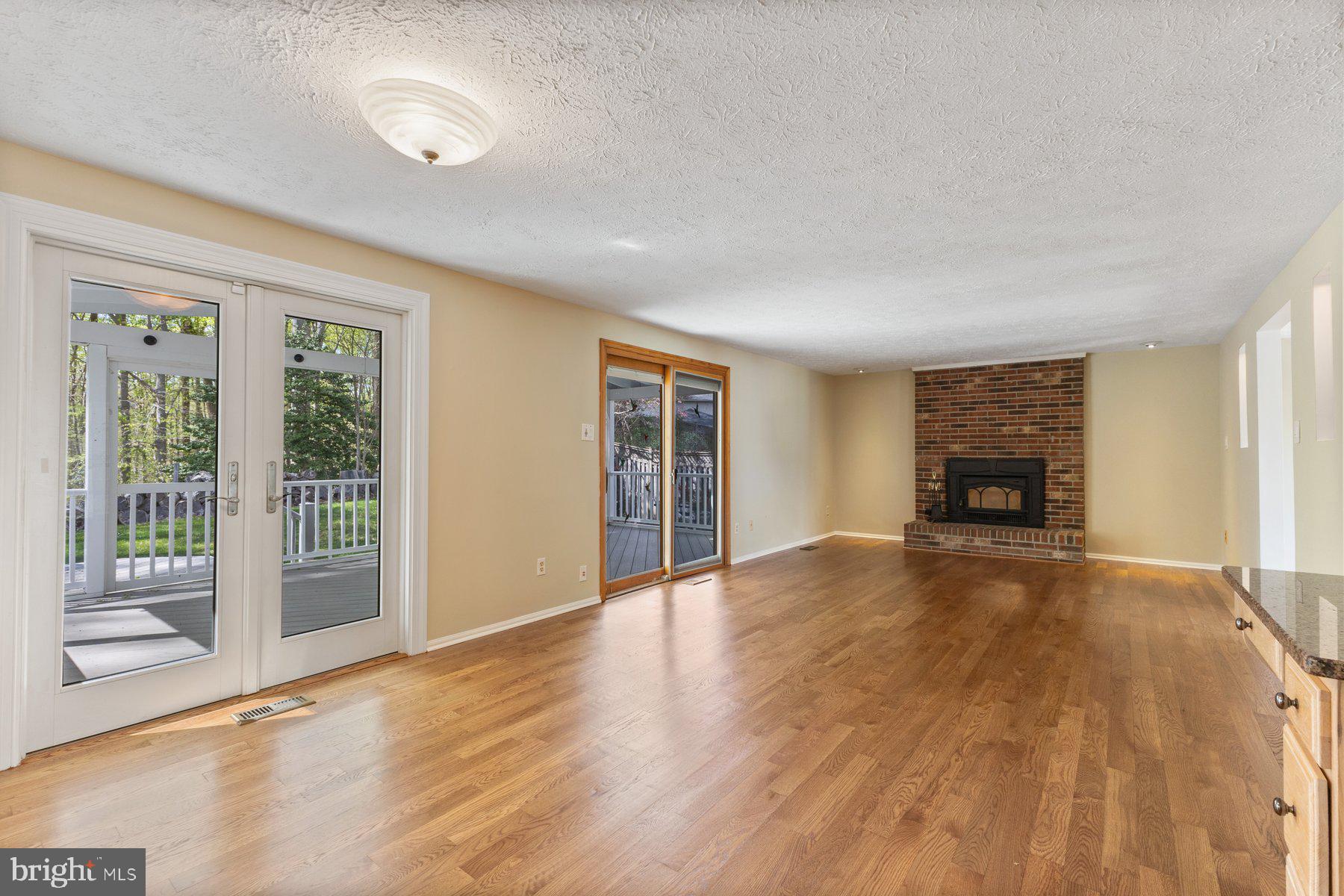 MIDDLE VALLEY - Residential