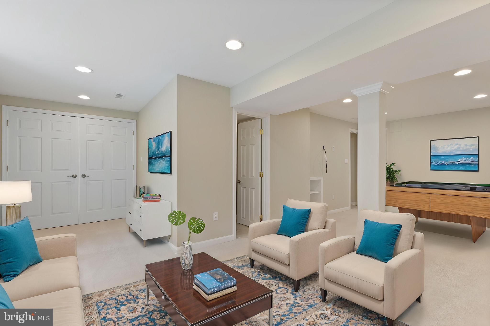 MIDDLE VALLEY - Residential