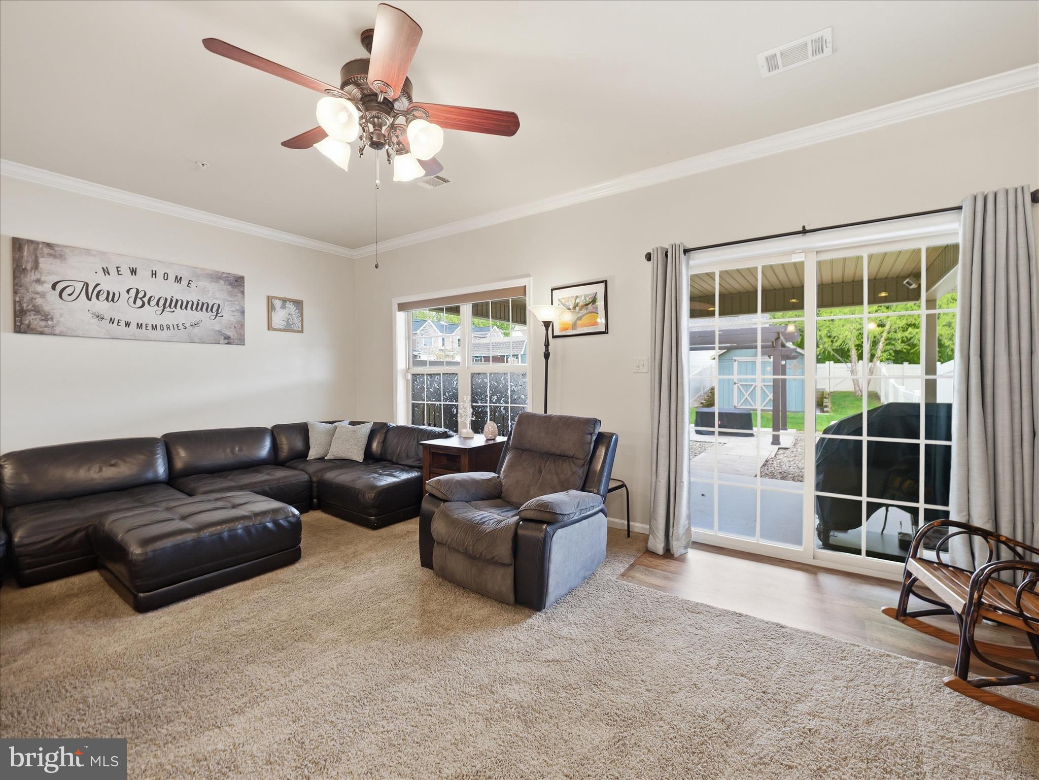 WALNUT KNOLLS - Residential
