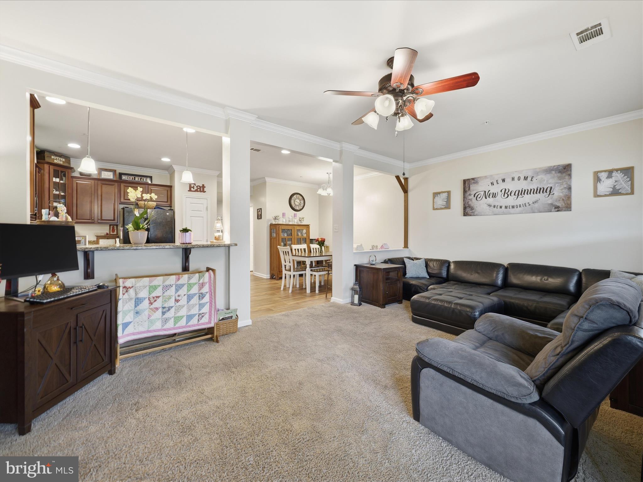 WALNUT KNOLLS - Residential