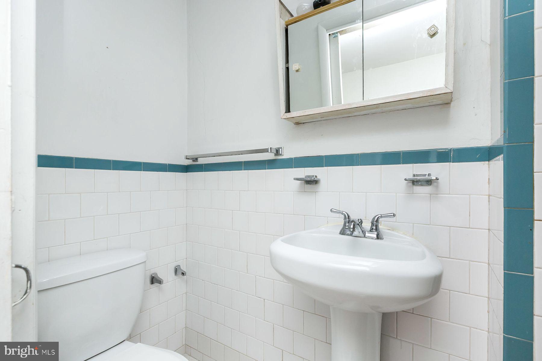 EDNOR GARDENS HISTORIC DISTRICT - Residential Lease