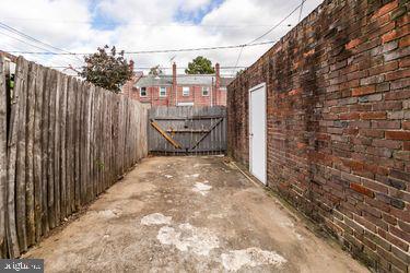 EDNOR GARDENS HISTORIC DISTRICT - Residential Lease