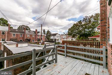 EDNOR GARDENS HISTORIC DISTRICT - Residential Lease