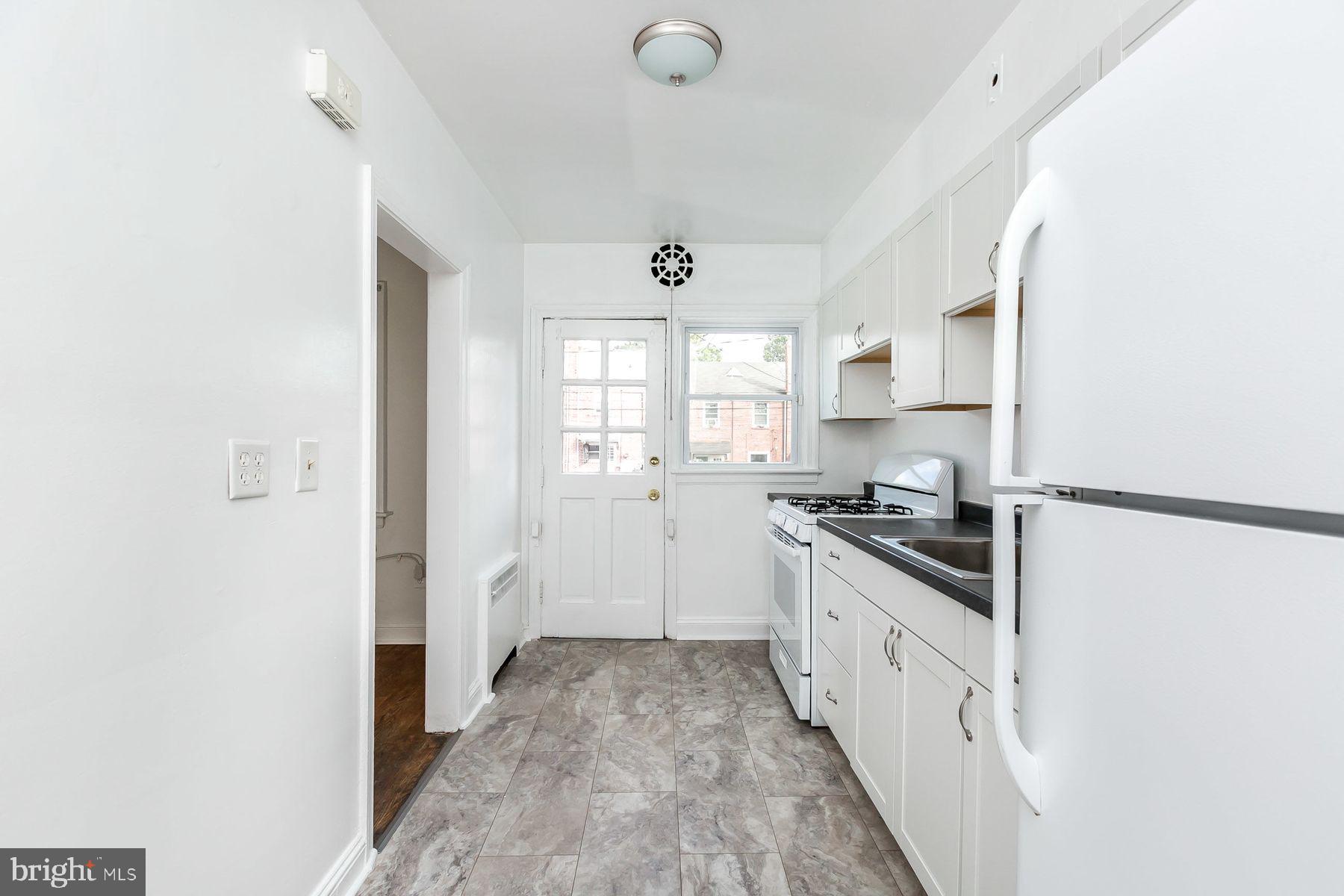 EDNOR GARDENS HISTORIC DISTRICT - Residential Lease