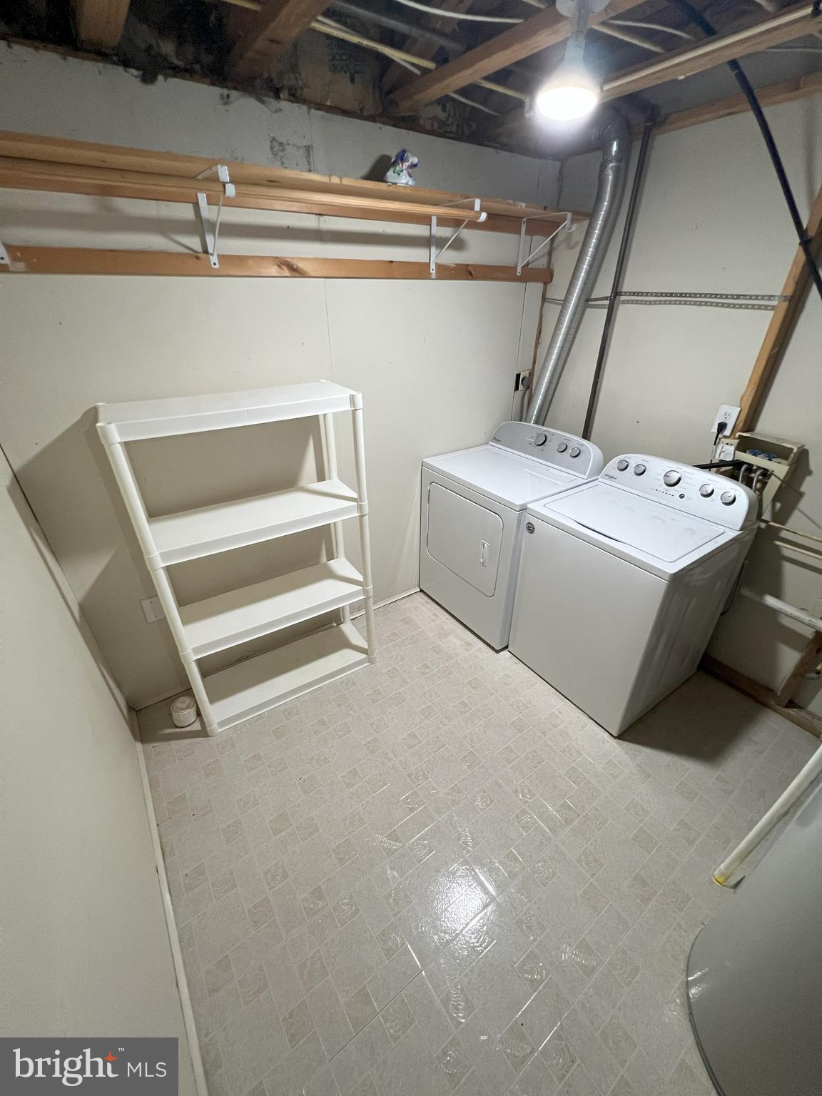 CLOVERLEAF TOWNHOMES - Residential Lease