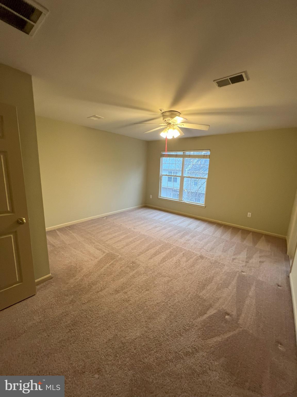 CLOVERLEAF TOWNHOMES - Residential Lease