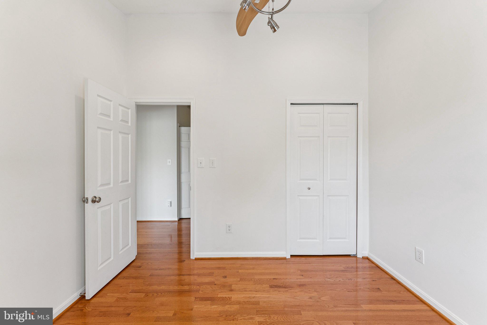 KINGSTOWNE - Residential