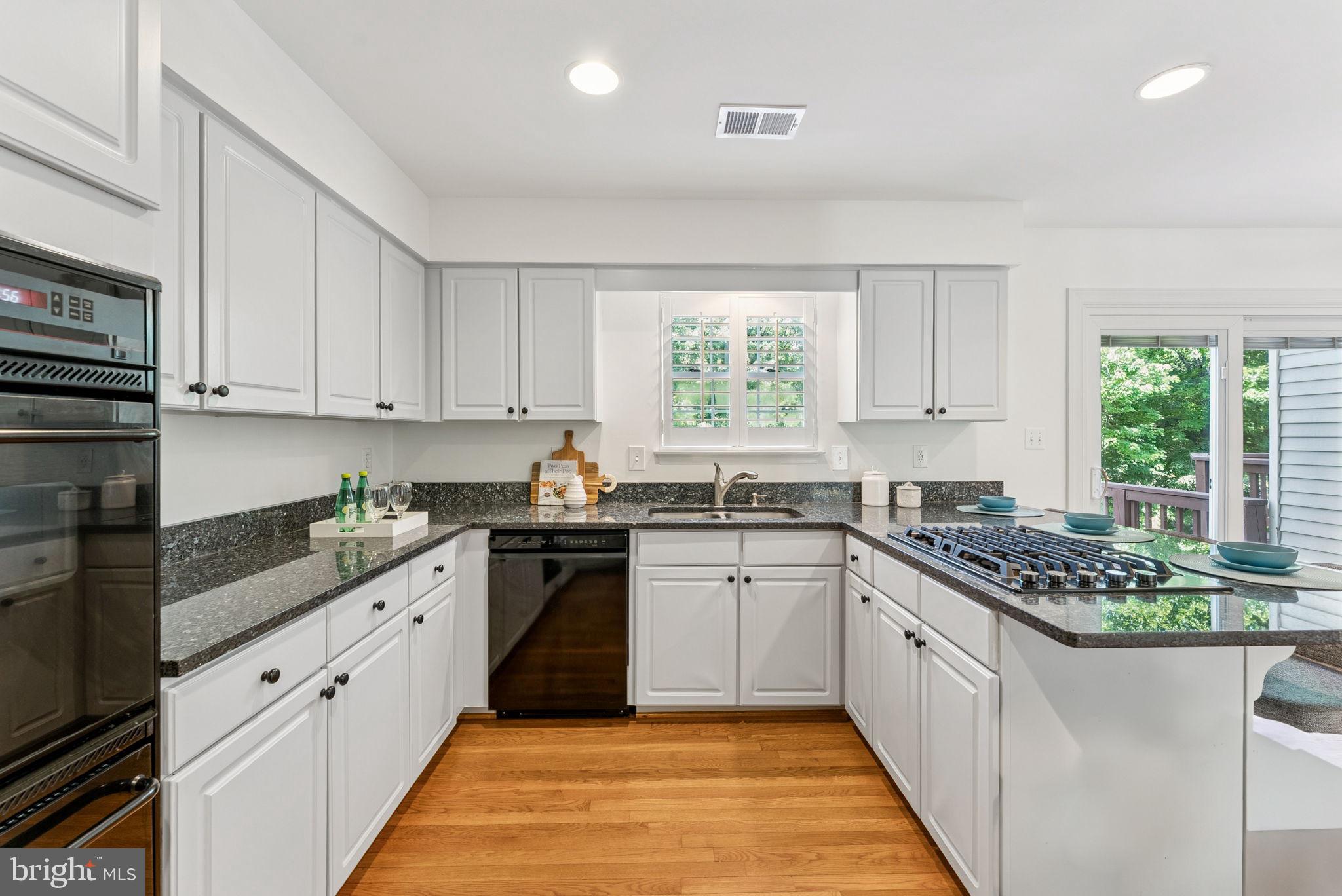 KINGSTOWNE - Residential