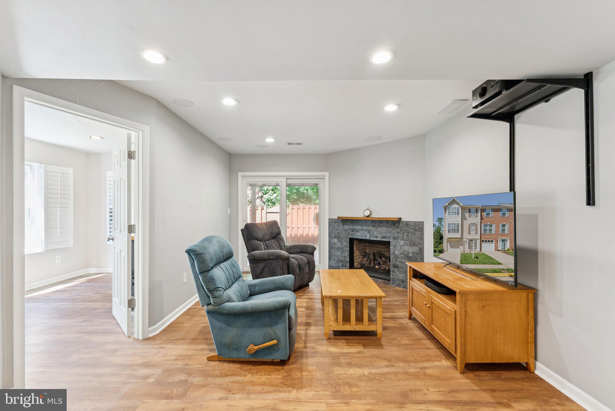 KINGSTOWNE - Residential