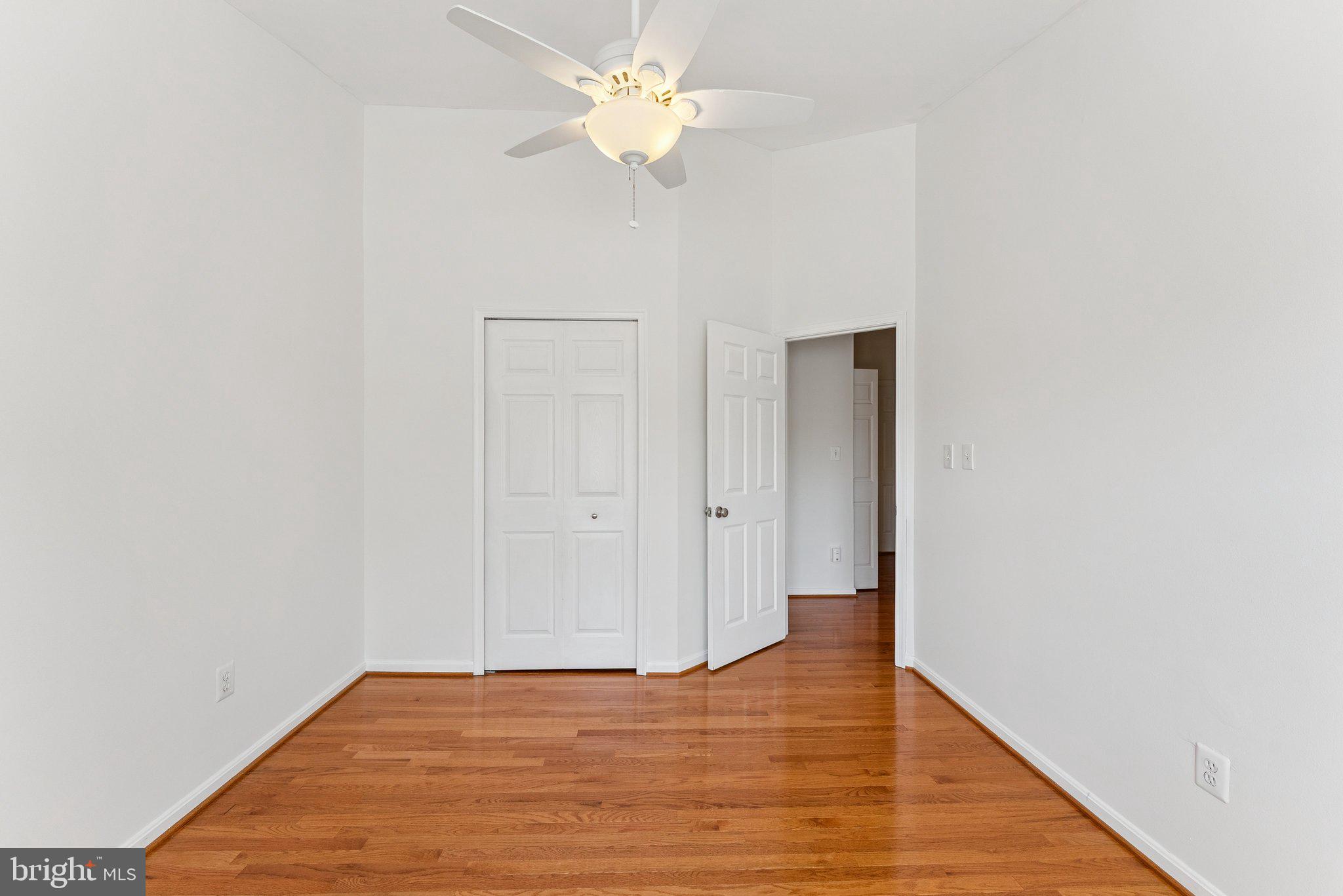 KINGSTOWNE - Residential