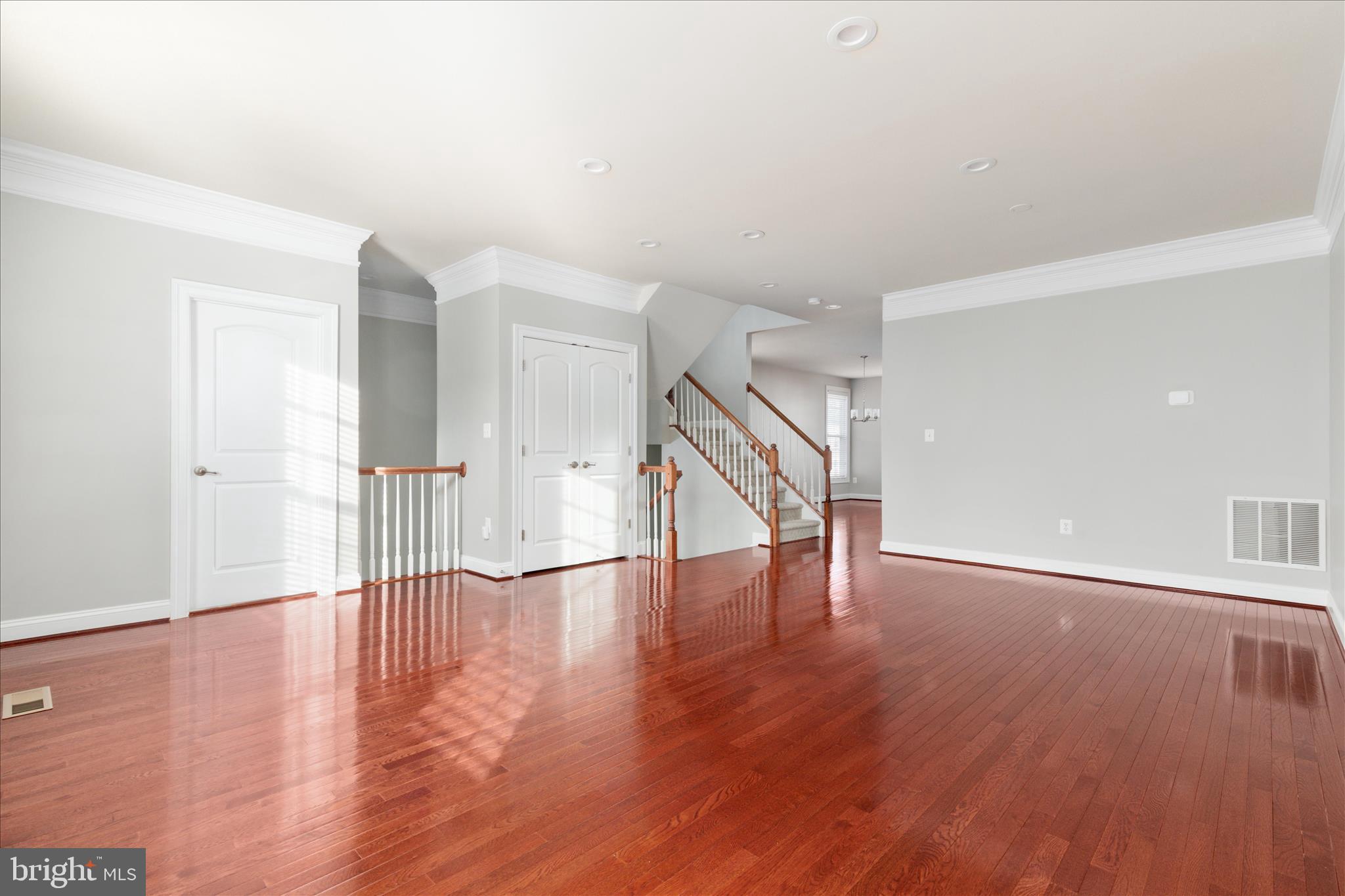 VILLAGES OF PIEDMONT - Residential Lease