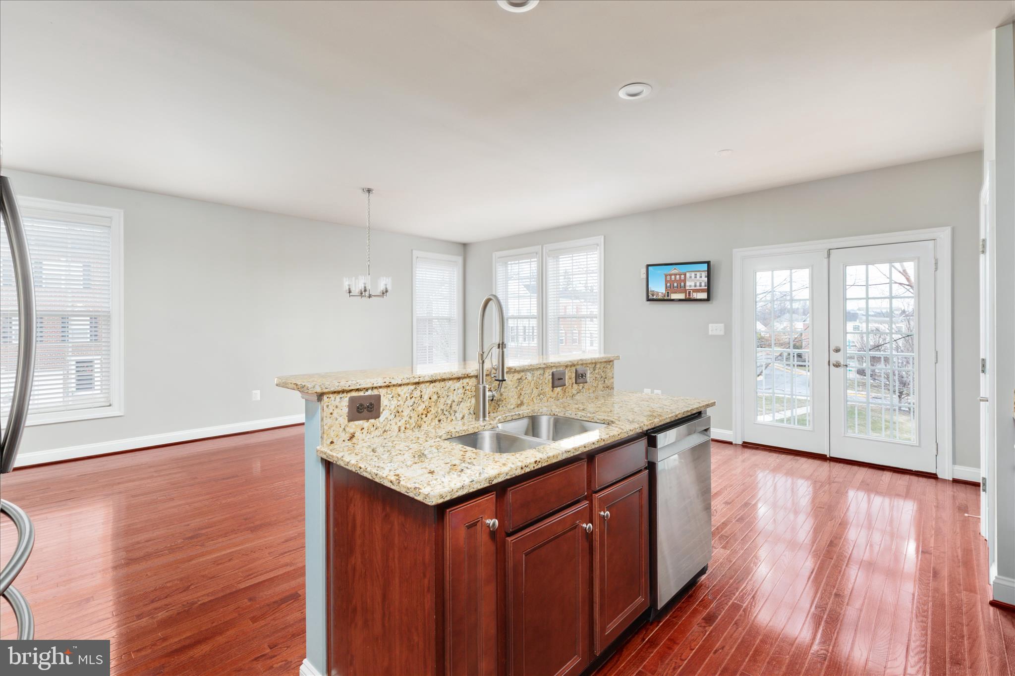 VILLAGES OF PIEDMONT - Residential Lease