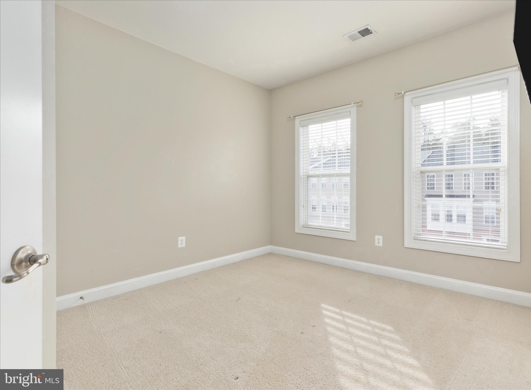 VILLAGES OF PIEDMONT - Residential Lease